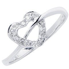 Ring aus Weißgold mit Herz-Diamant