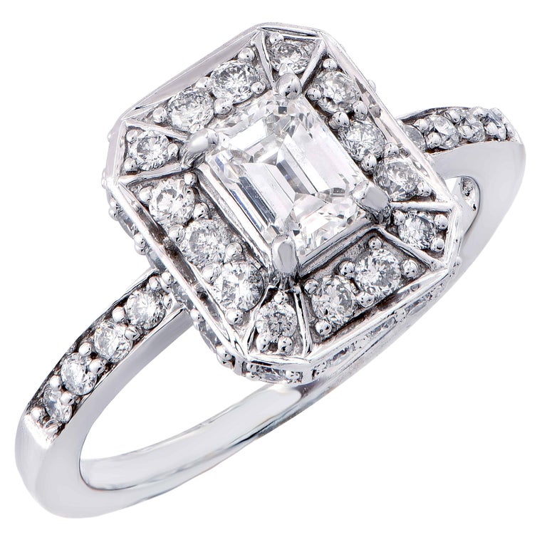 Emerald Cut Diamond Engagement Ring For Sale at 1stDibs