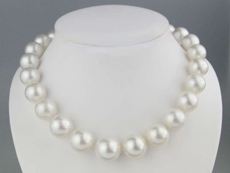18mm pearl necklace