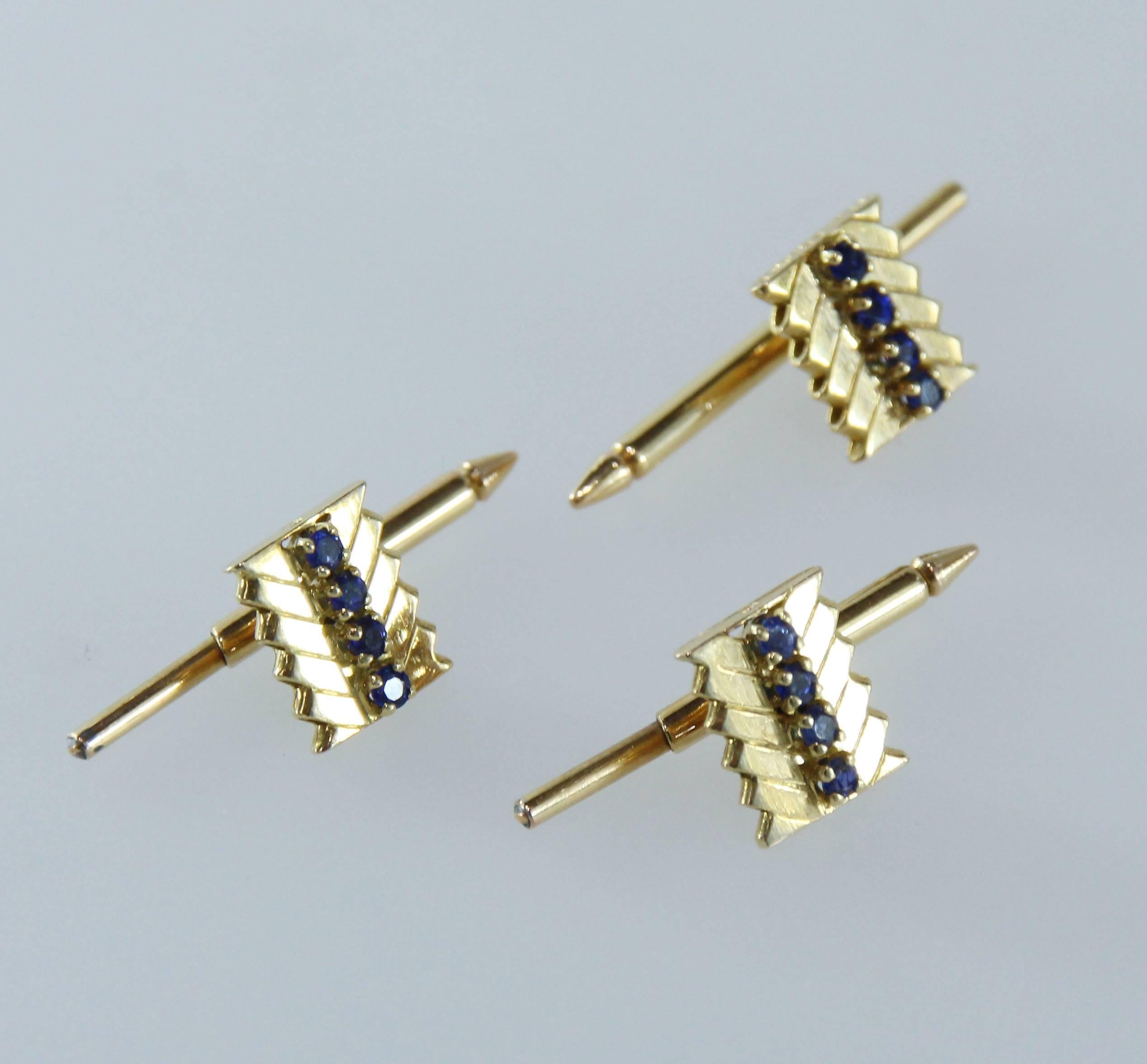 Round Cut 1950s Van Cleef & Arpels Sapphire Gold Dress Set  For Sale