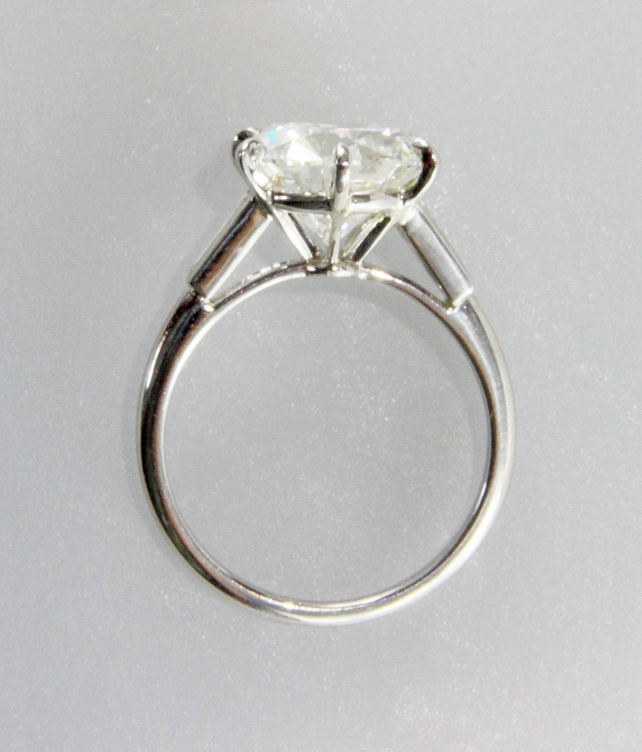 Cartier 4.07 Carat GIA Cert Diamond Platinum Engagement Ring  In Excellent Condition In Bay Harbor Islands, FL
