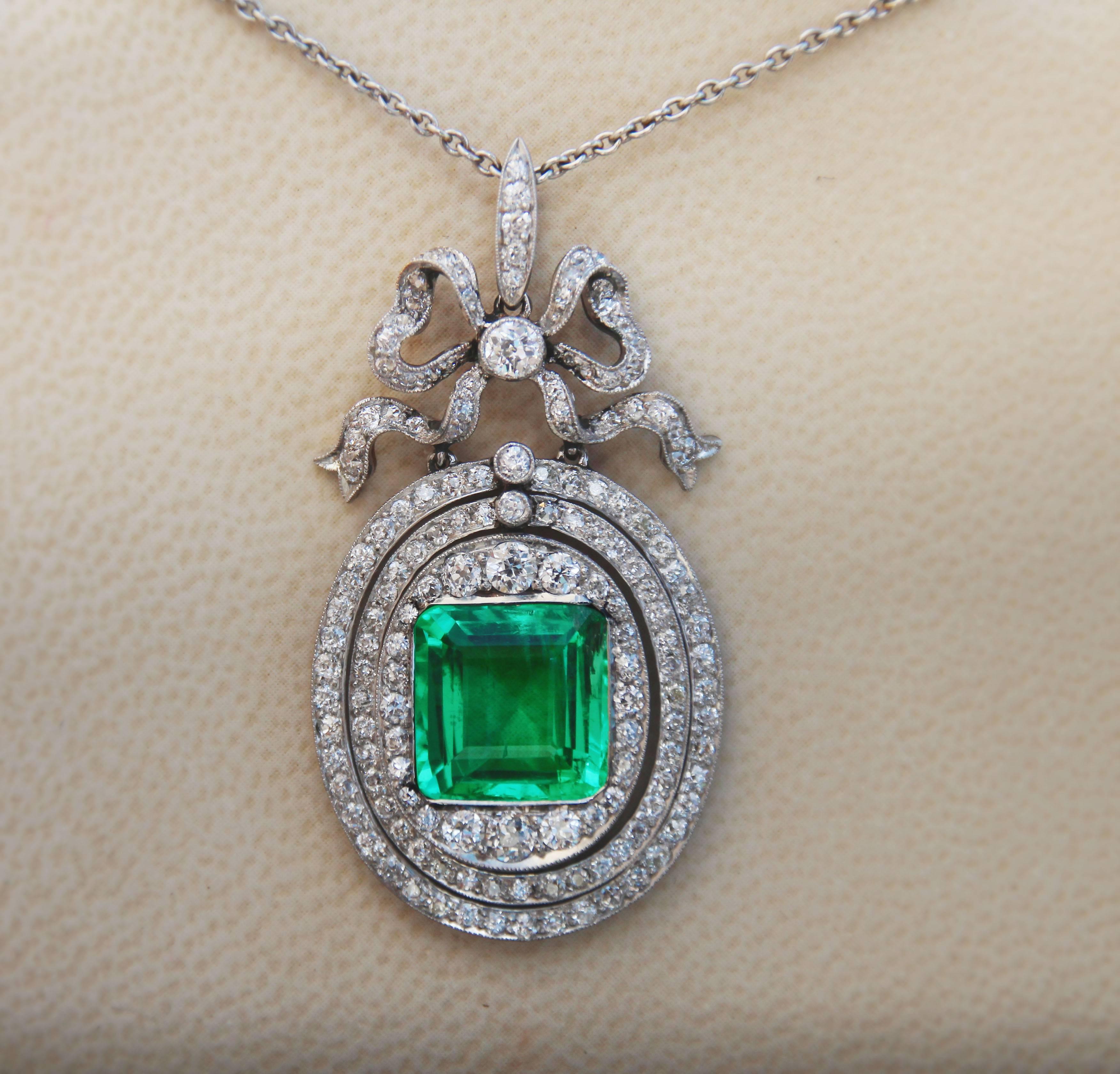 4 Carat Colombian Emerald Diamond Platinum-Topped Gold Pendant, circa 1910 In Excellent Condition For Sale In Bay Harbor Islands, FL