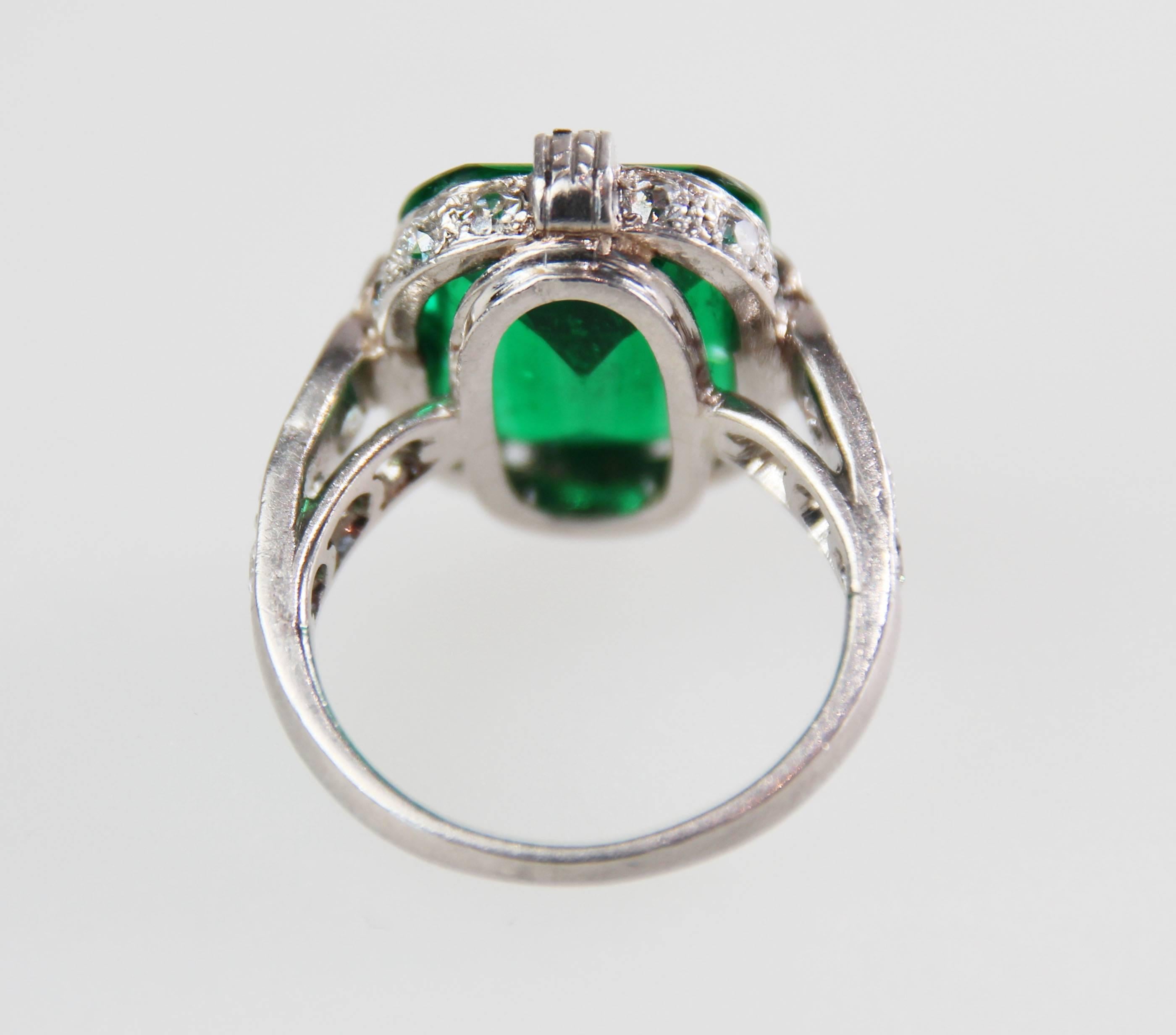 Emerald Cut 3.95 Carat Colombian No Oil Emerald Diamond Platinum Ring For Sale