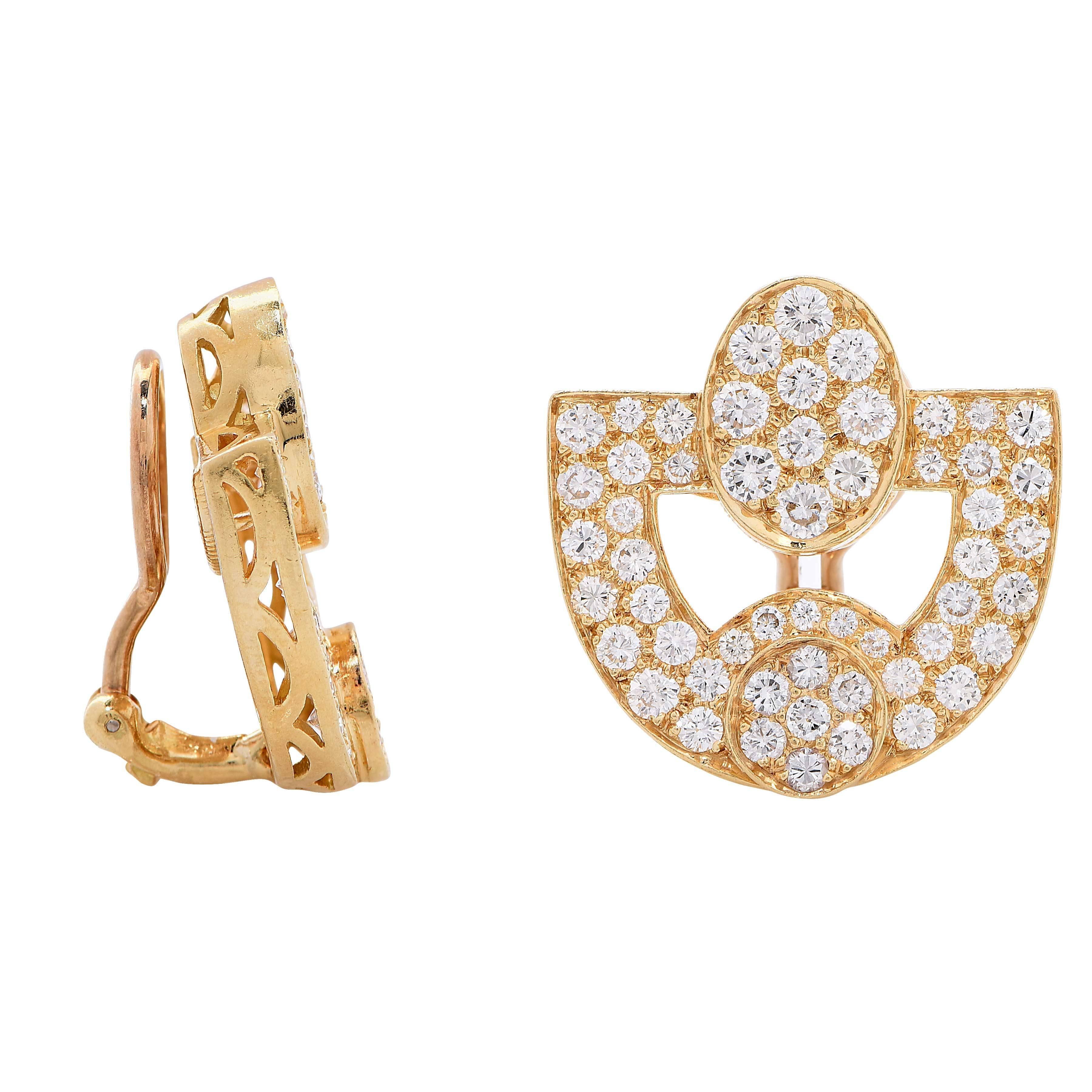 Women's 4 Carats Diamonds Yellow Gold Earrings For Sale