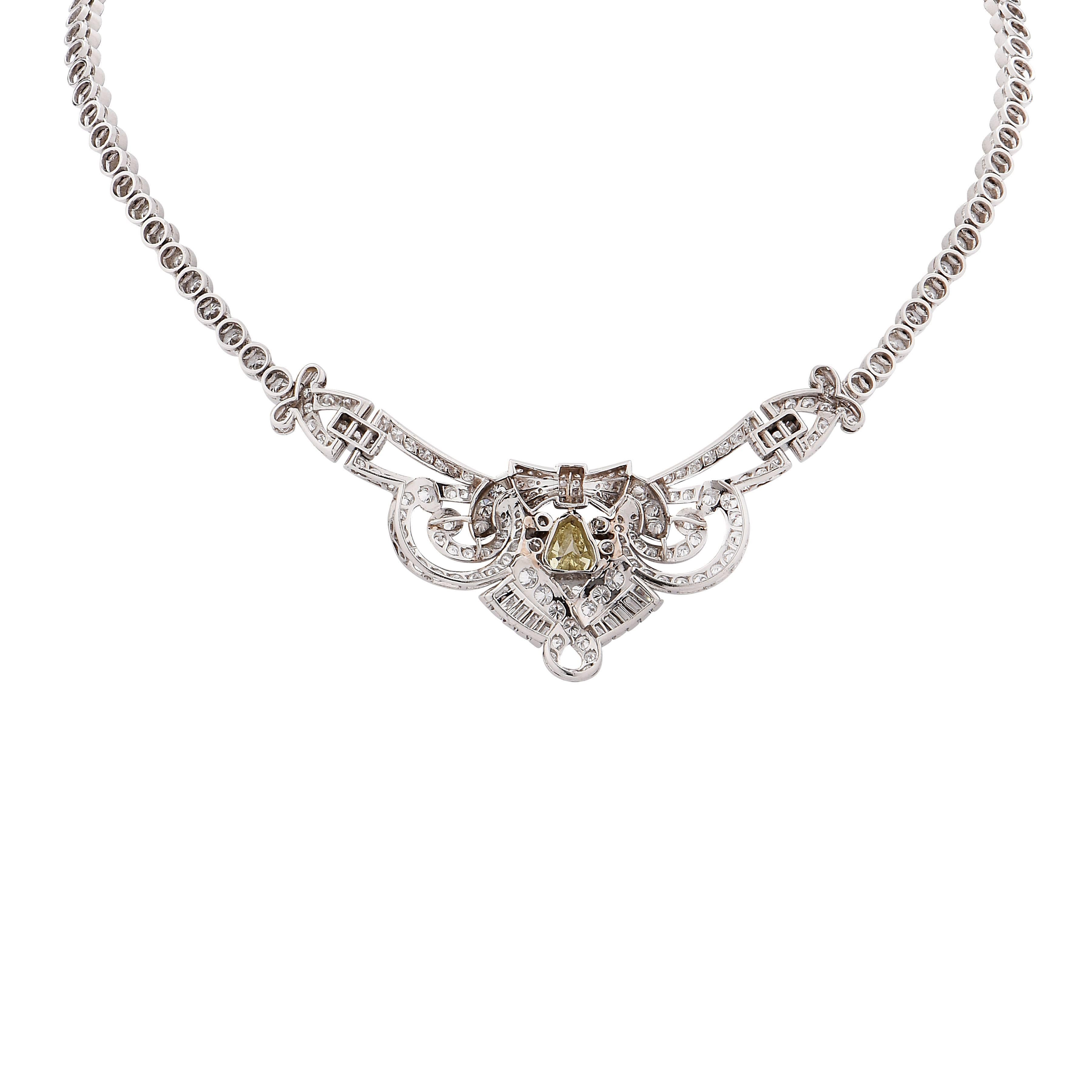 Collier en platine avec diamants de 12 carats en vente 2