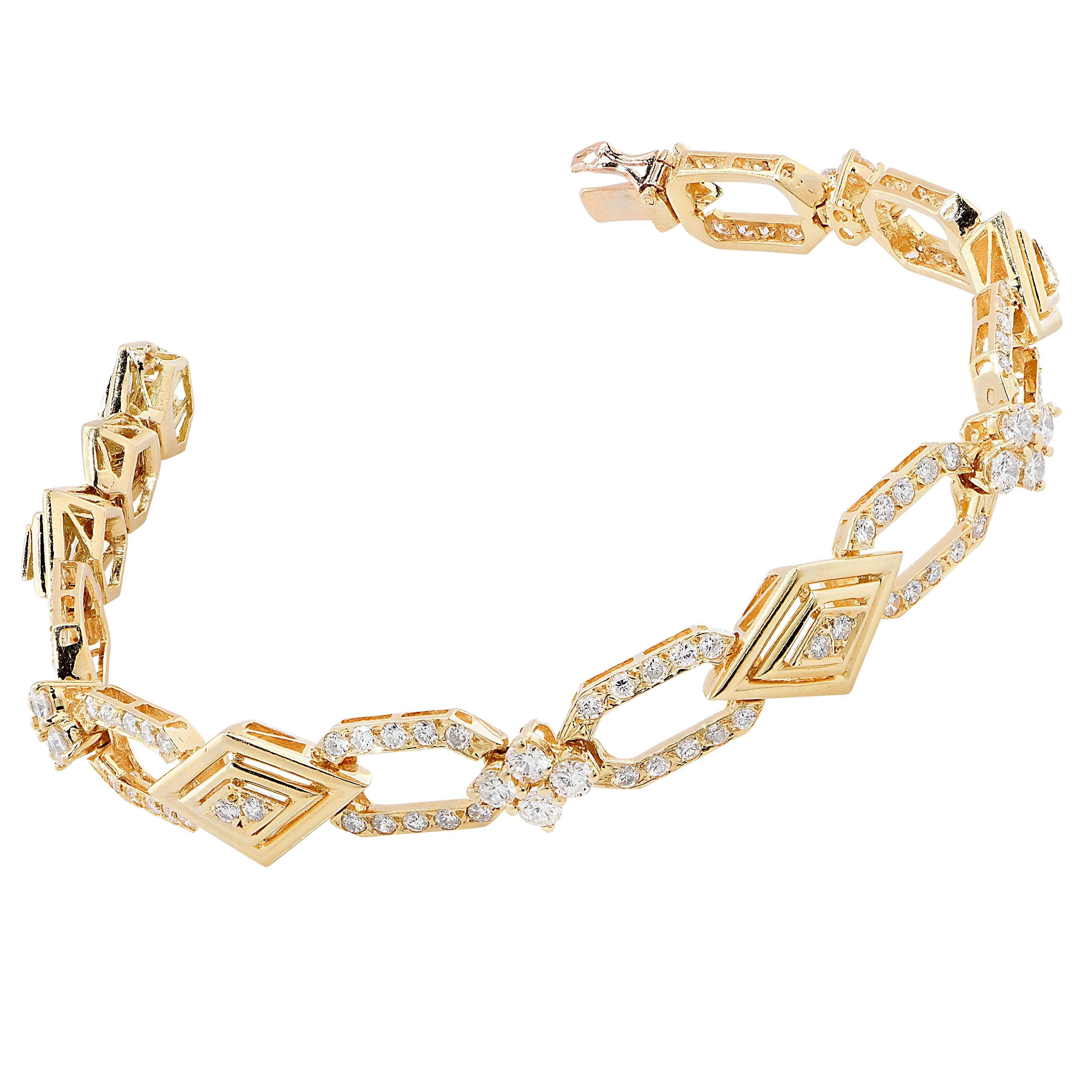 Women's 4 Carat Diamond 18 Karat Yellow Gold French Bracelet  For Sale