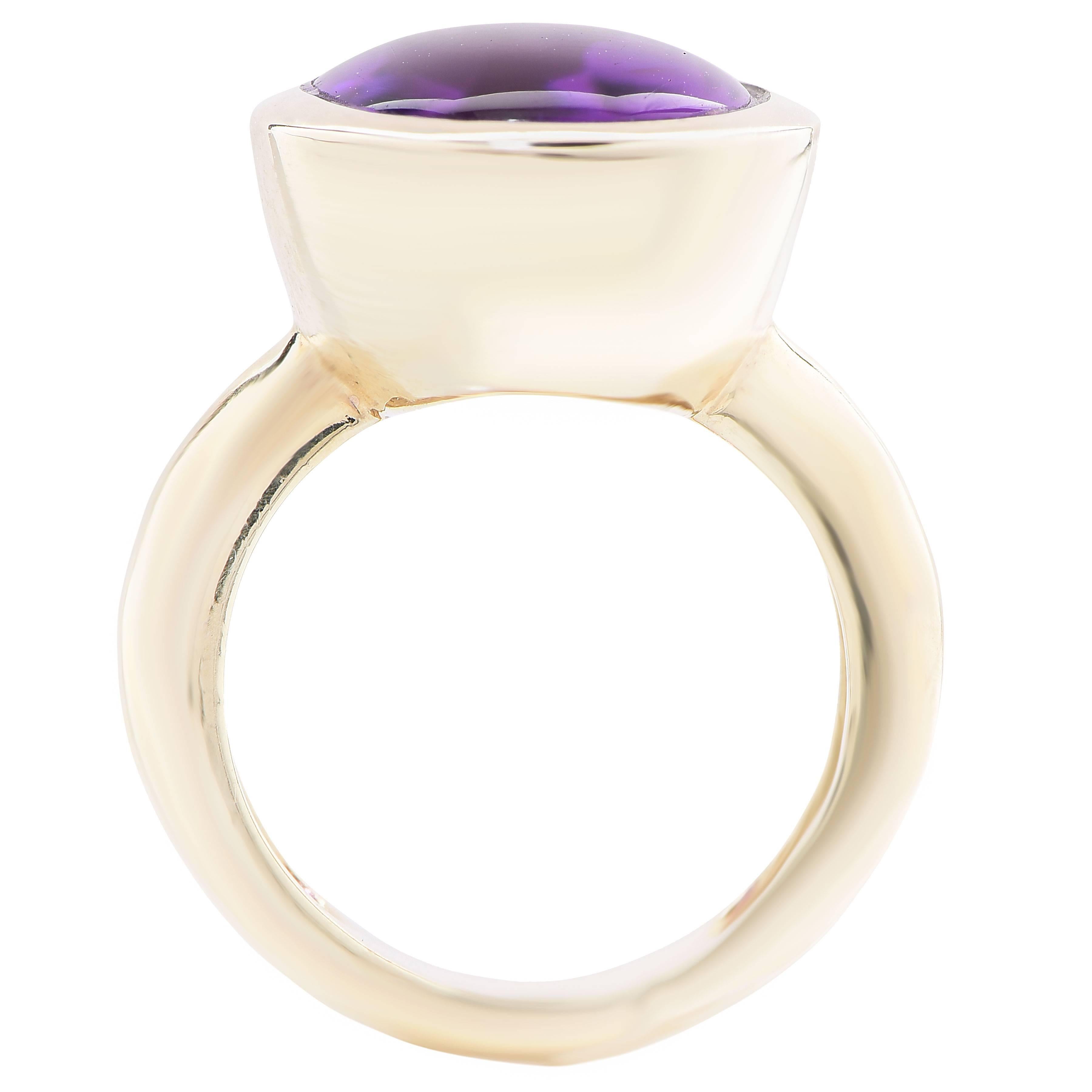 Aletto & Co. Natural 14 Carat Amethyst Cabochon Gold Bezel Set Ring In Excellent Condition For Sale In Bay Harbor Islands, FL