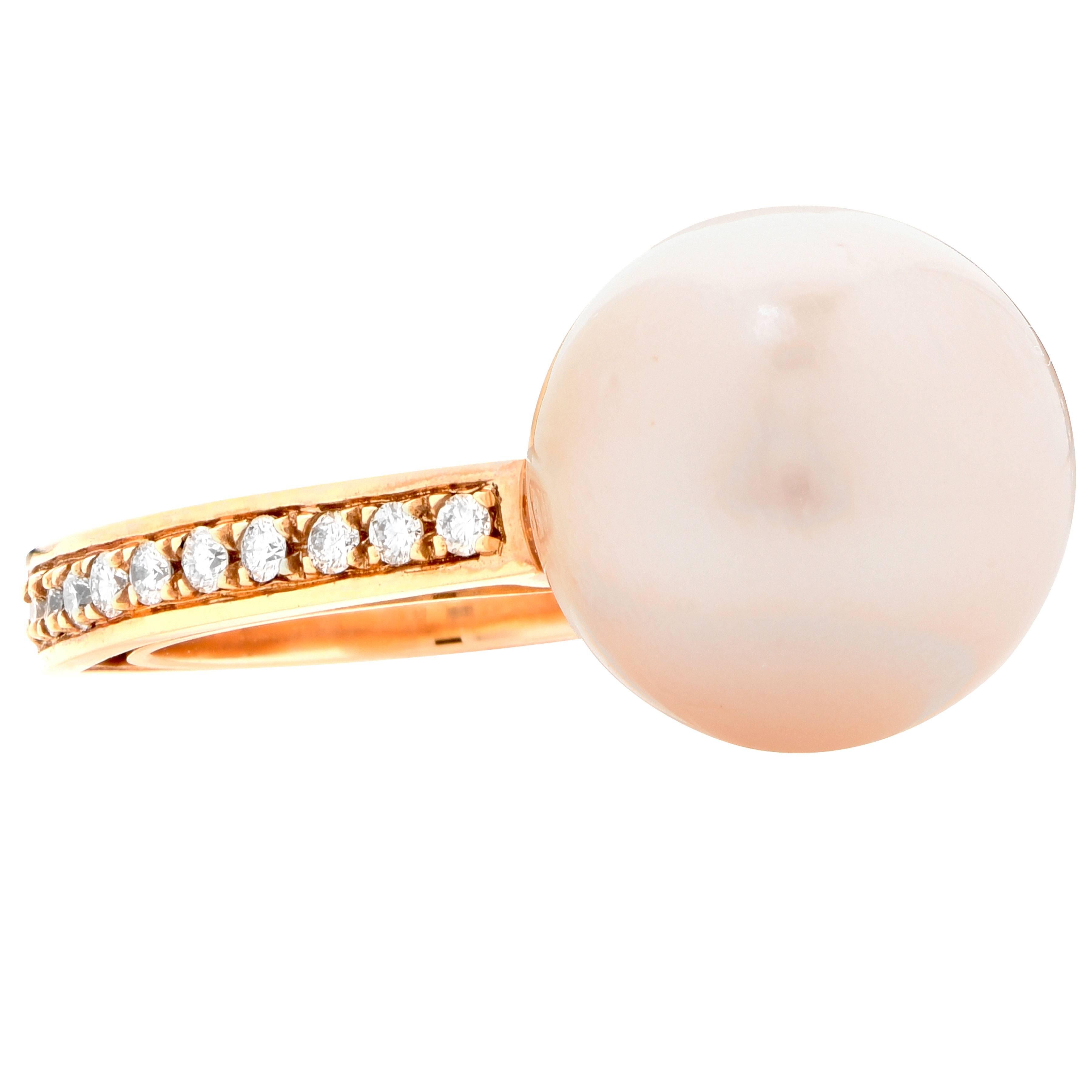 Women's Golden Pearl Diamond Rose Gold Ring For Sale