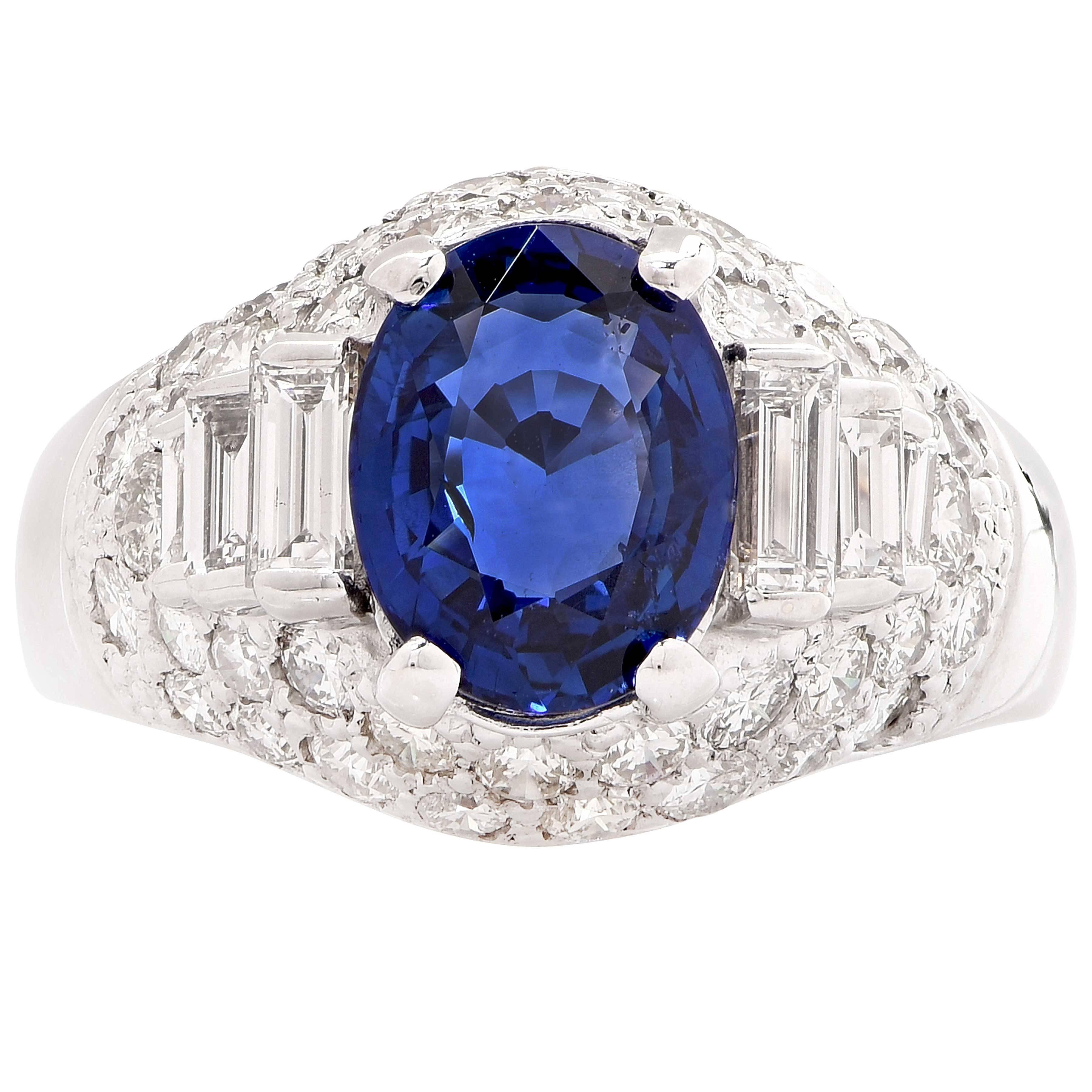 3.98 Carat Natural Blue Sapphire and Diamond Ring In Excellent Condition In Bay Harbor Islands, FL
