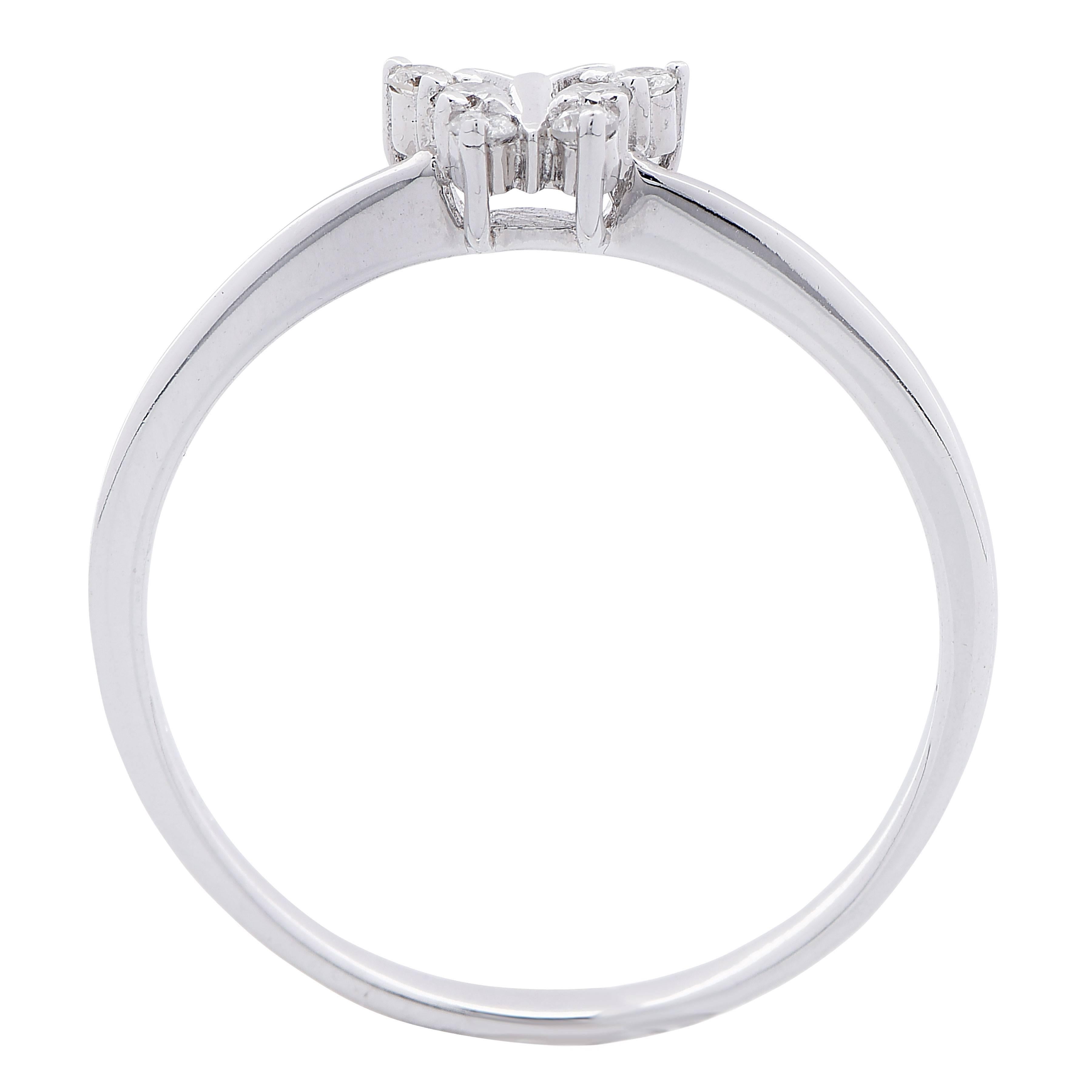 Petite Diamond White Gold Butterfly Ring In Excellent Condition In Bay Harbor Islands, FL