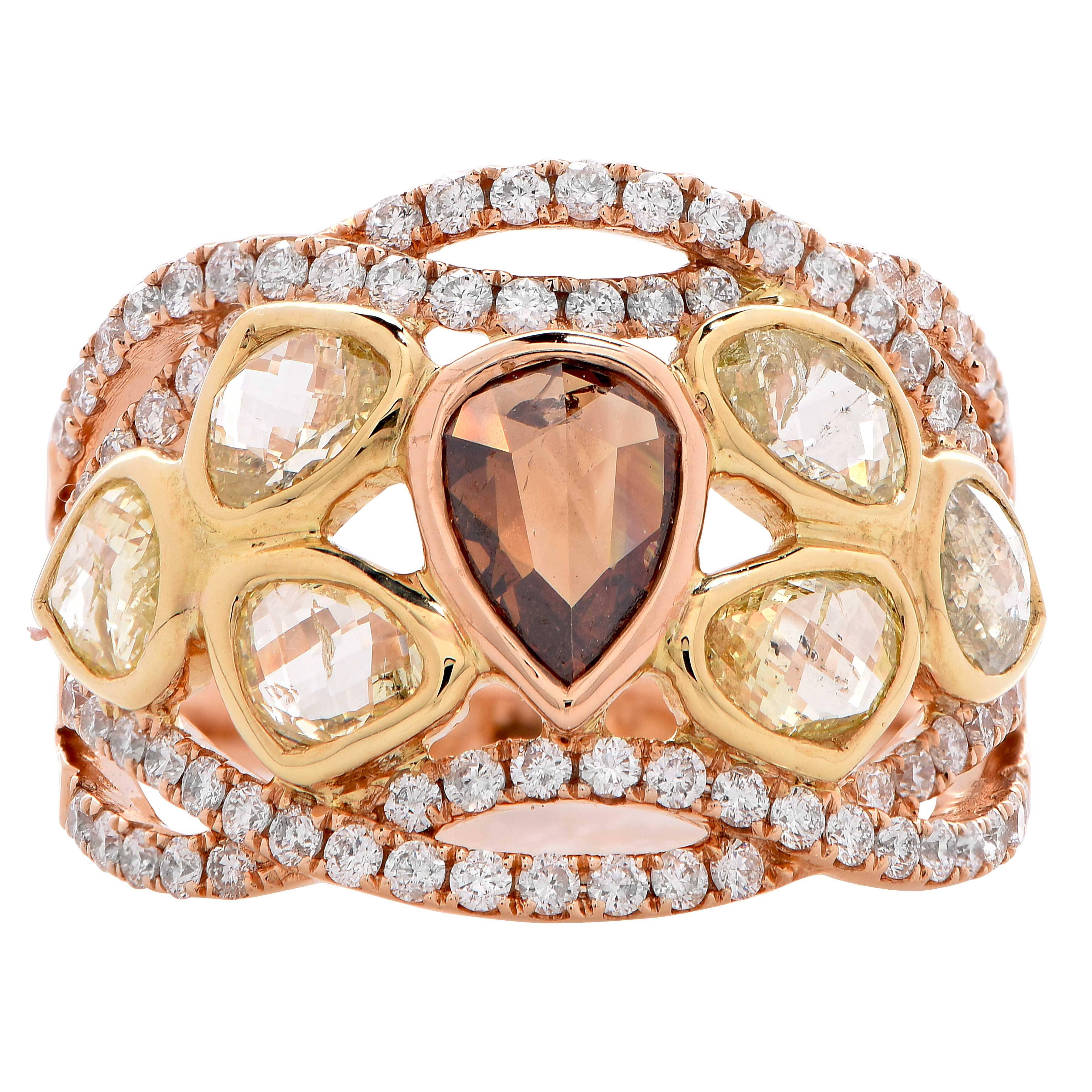 Round Cut 3.08 Carat Fancy Colored Diamond rose gold Ring For Sale