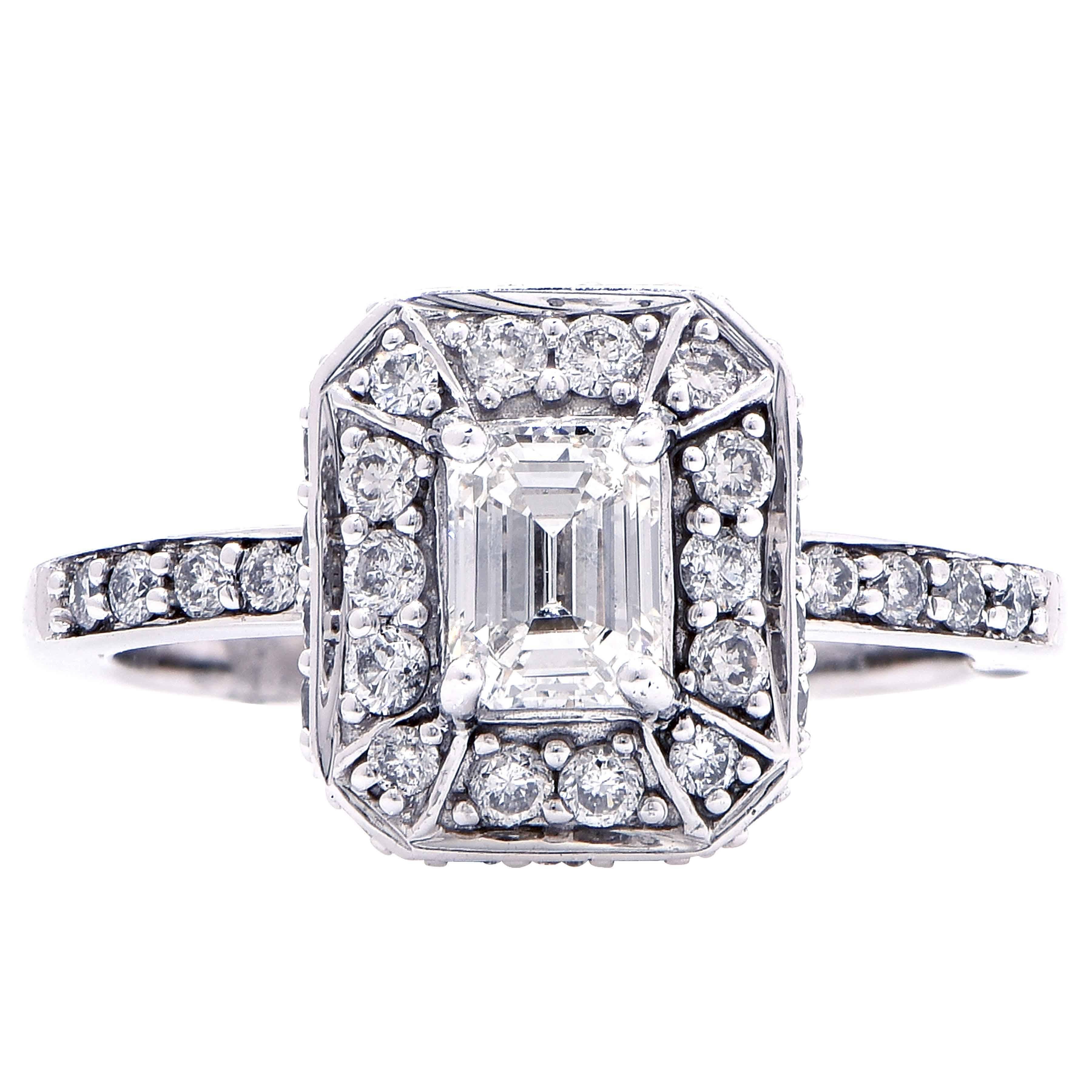 Emerald Cut Diamond Engagement Ring In Excellent Condition In Bay Harbor Islands, FL
