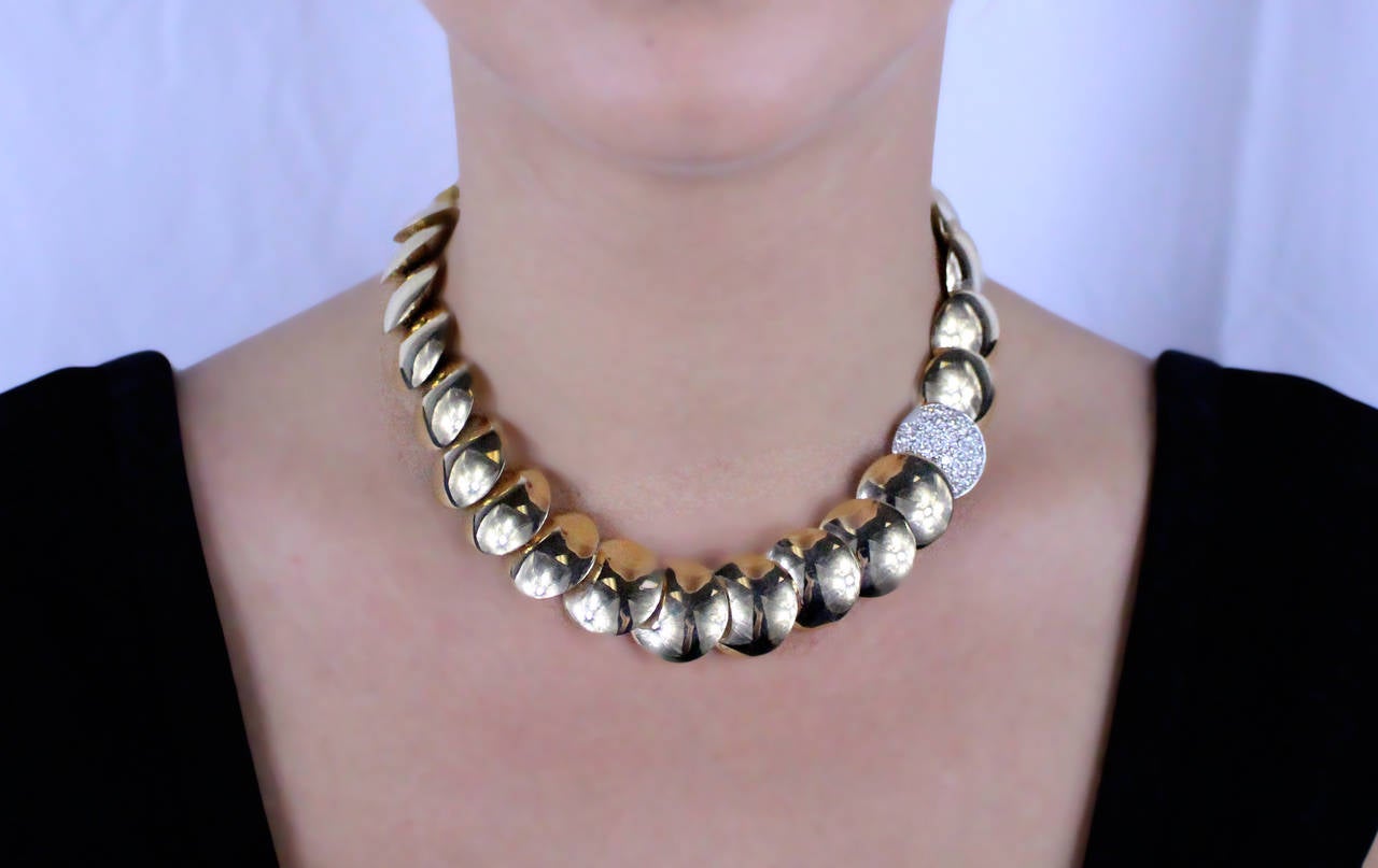 1990s High Polish Gold and Diamond Reversible Necklace In Excellent Condition For Sale In Bay Harbor Islands, FL