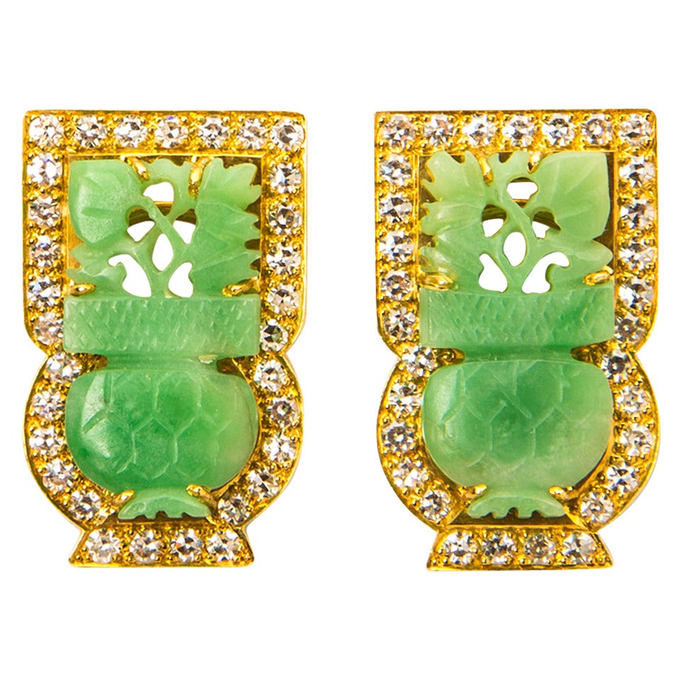 Elegant Carved Jade Diamond Gold Earrings For Sale