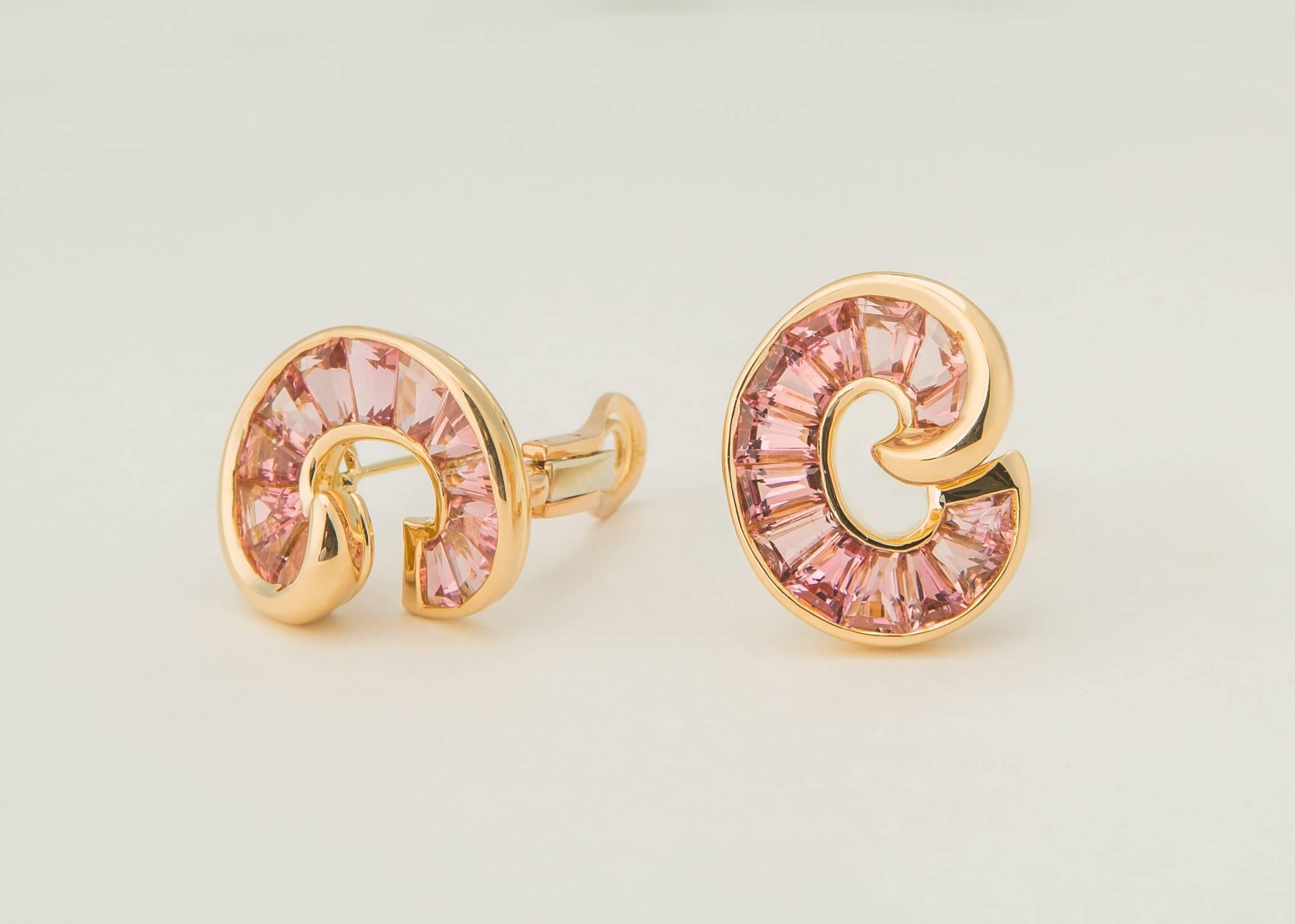 This flattering crescent shape is fully set with soft rose pink tourmalines. Classic Verdura. 1 inch in size.