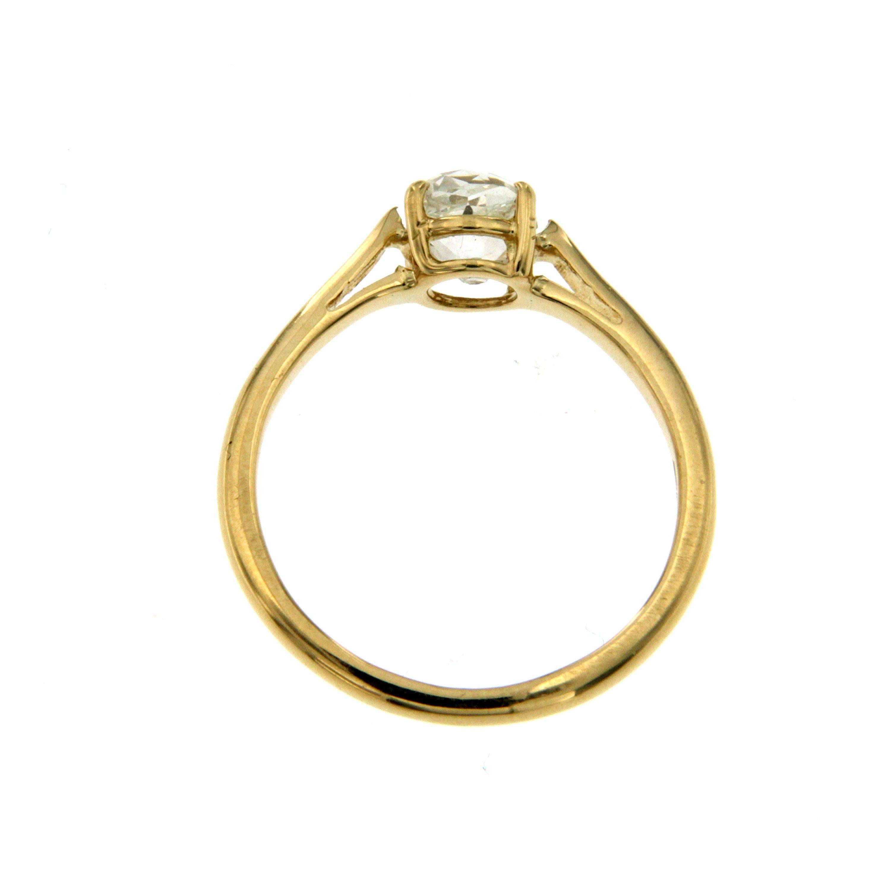 Retro Diamond Solitaire Yellow Gold Ring 3