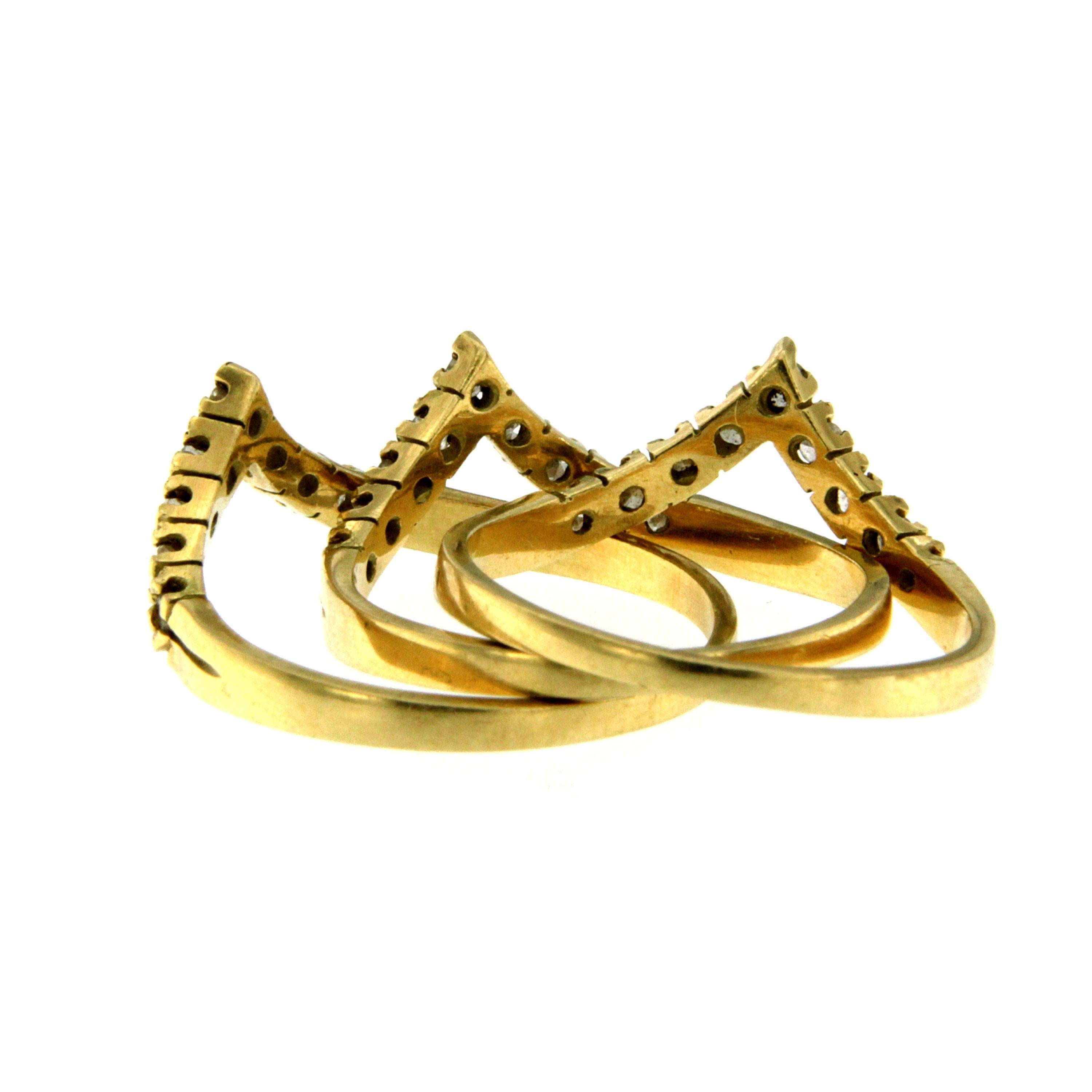 Gold Diamond Stackable Rings In Excellent Condition In Napoli, Italy