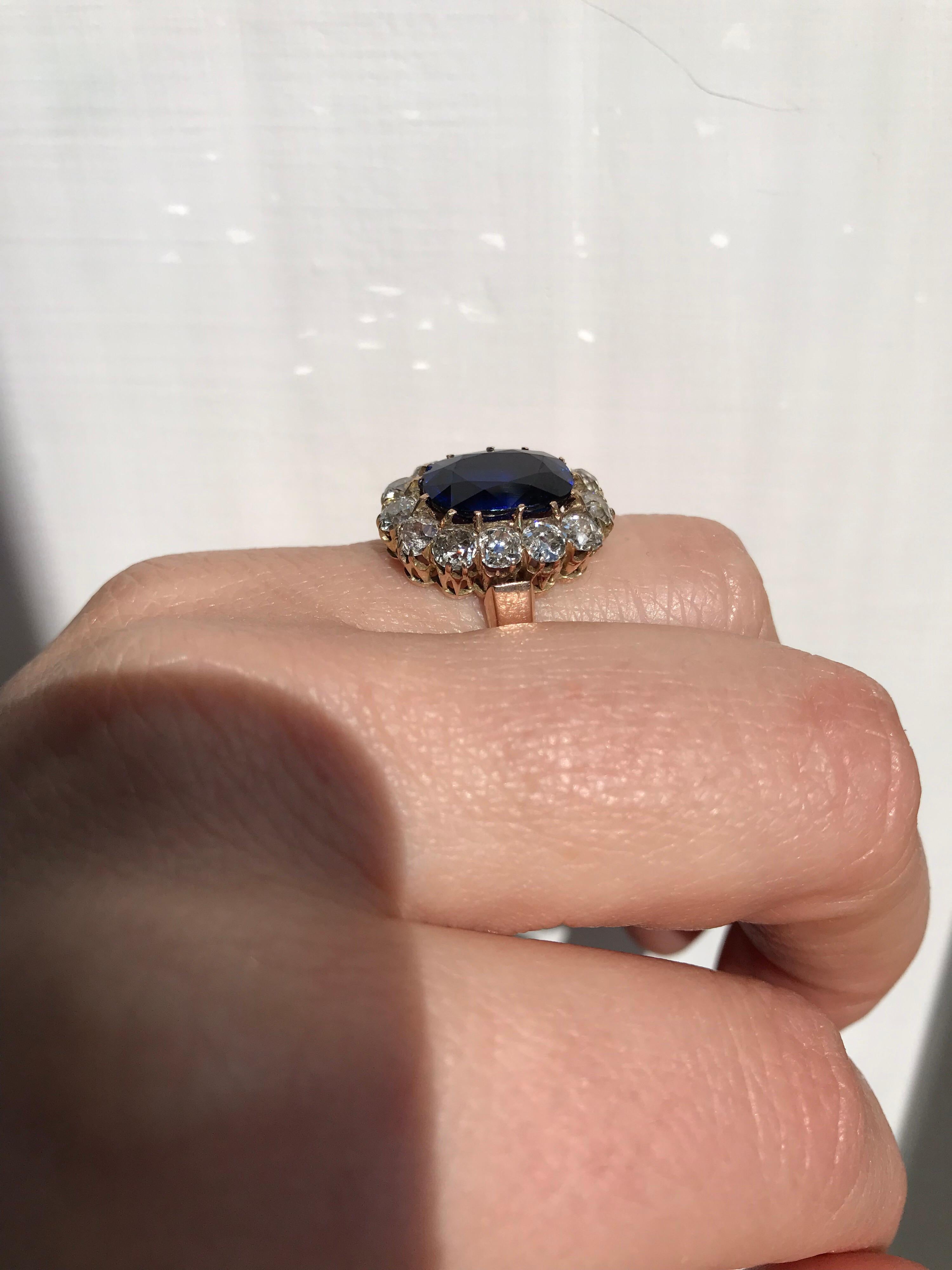1800 Sapphire Diamond Gold Cluster Ring 7