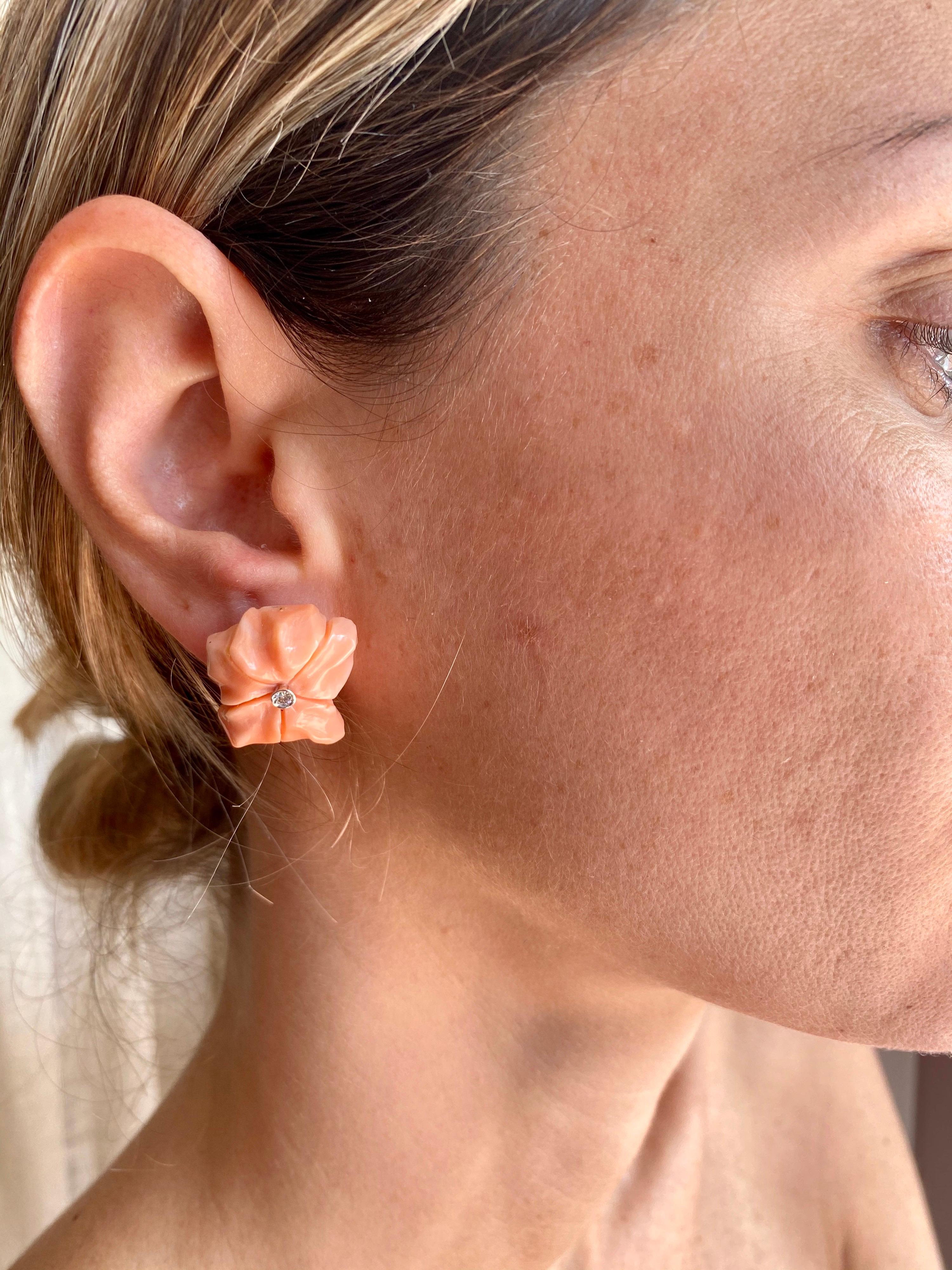 Women's 1960s Pink Coral Diamond Stud Earrings