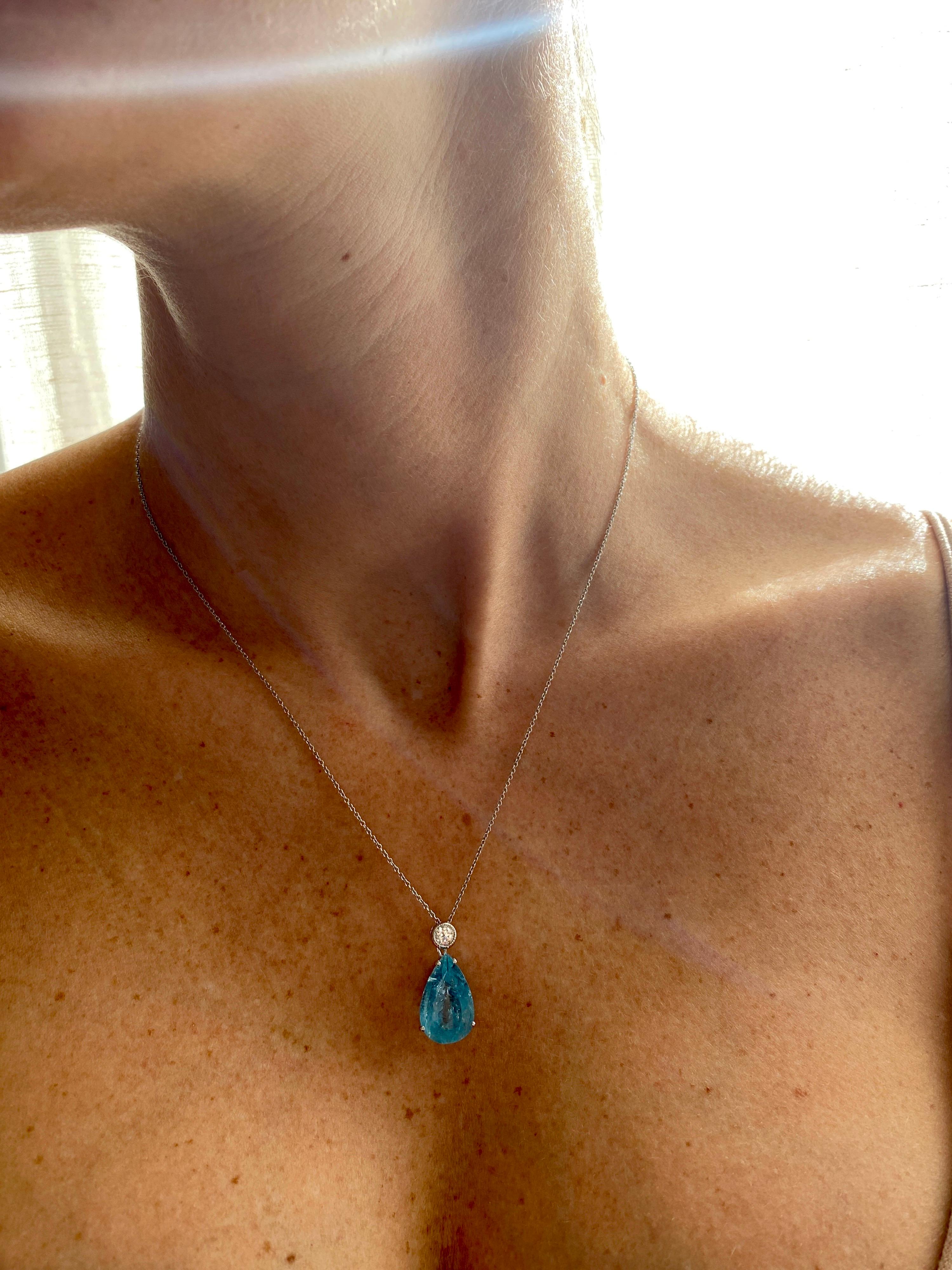 Vintage 7 Carat Aquamarine Diamond Pendant Necklace 3
