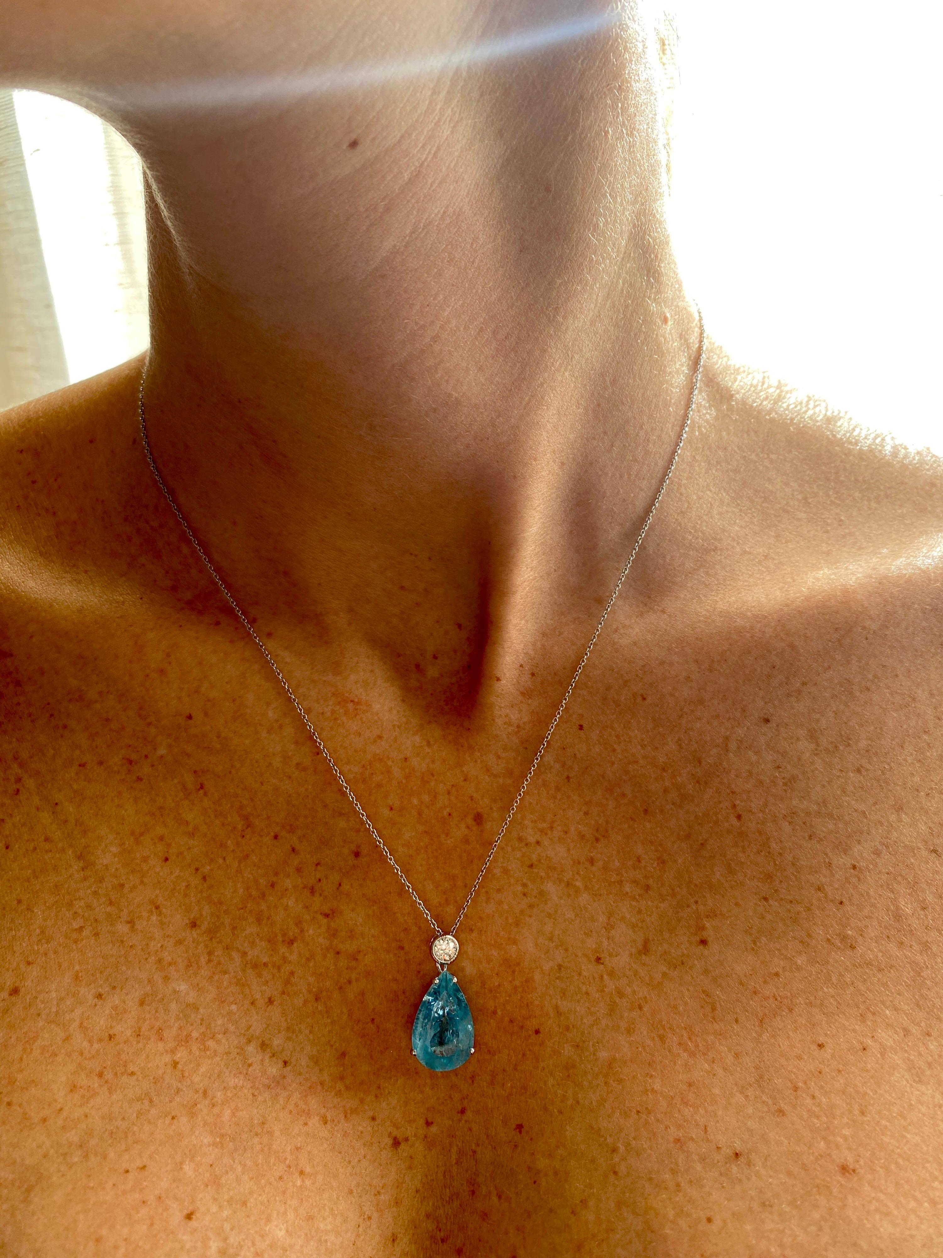 Vintage 7 Carat Aquamarine Diamond Pendant Necklace 5