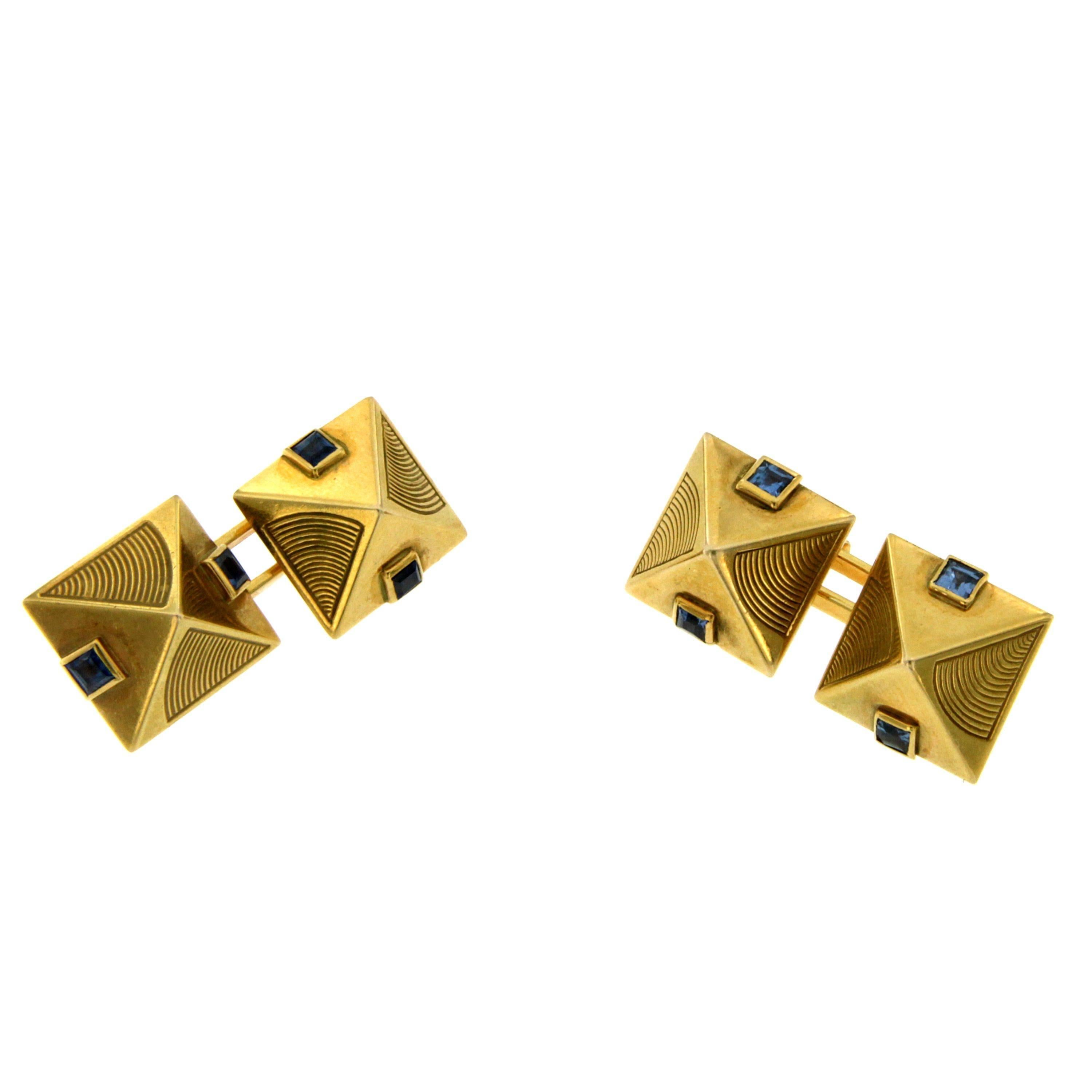 Made and signed by Van Cleef & Arpels New York (dcany), numbered, circa 1940.
The cufflinks are made in 18kt yellow gold, they feature 0.40 carat total weight of calibre cut sapphire.
Gross weight: 9.8 Grams
