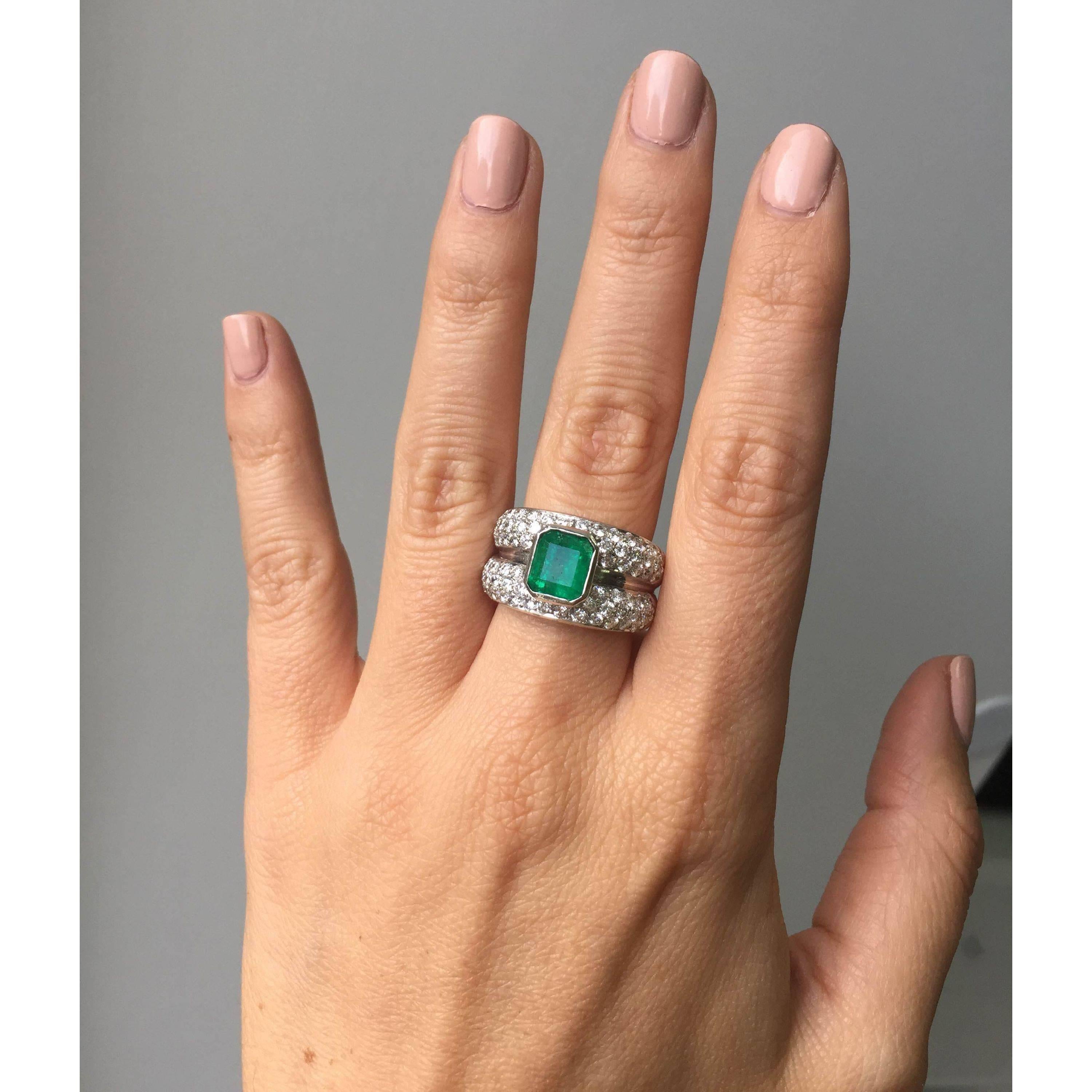 2.50 Carat Colombian Emerald Diamond Gold Ring 2