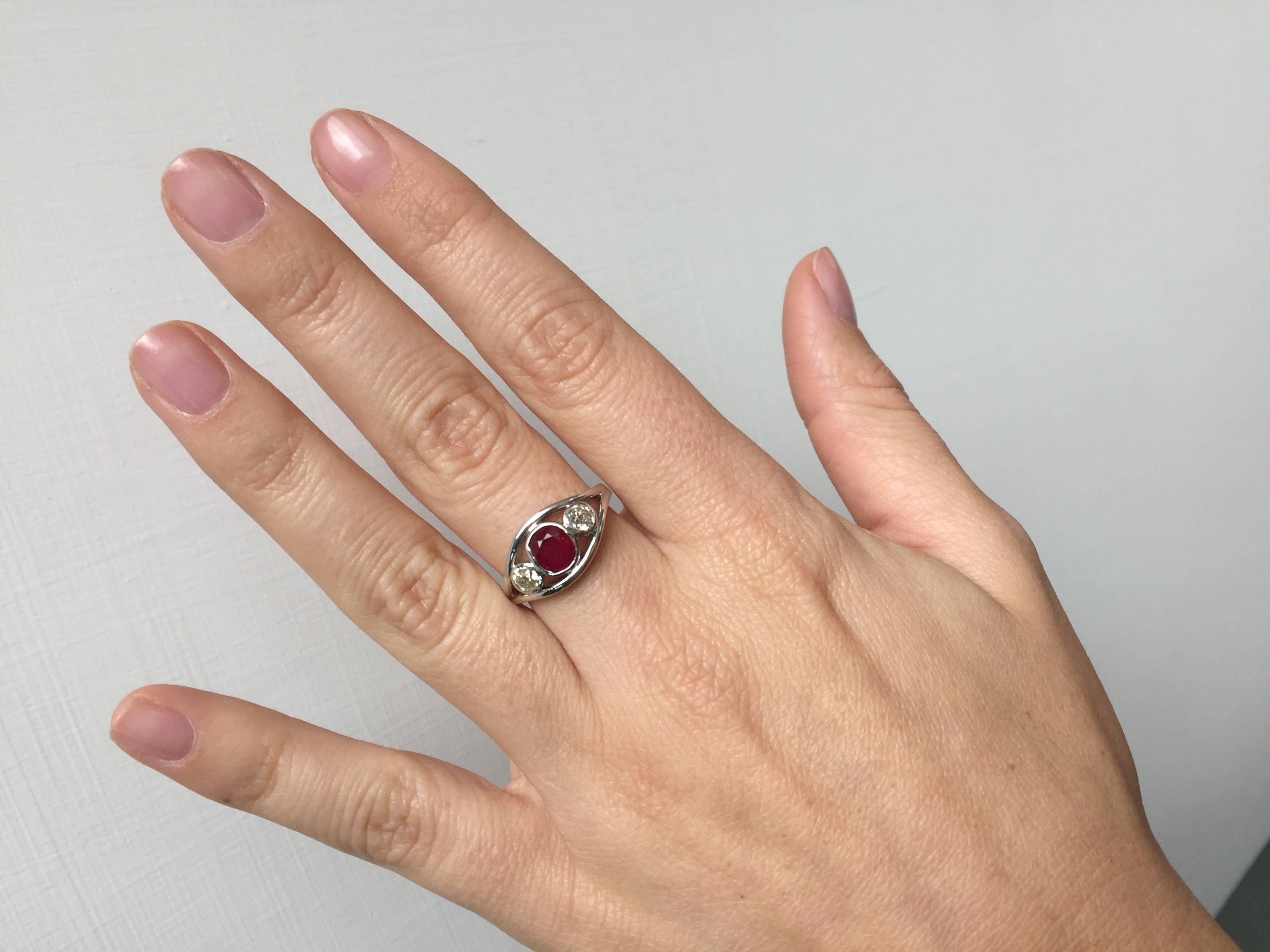 Art Deco Ruby Diamond Three Stone Gold Ring 1