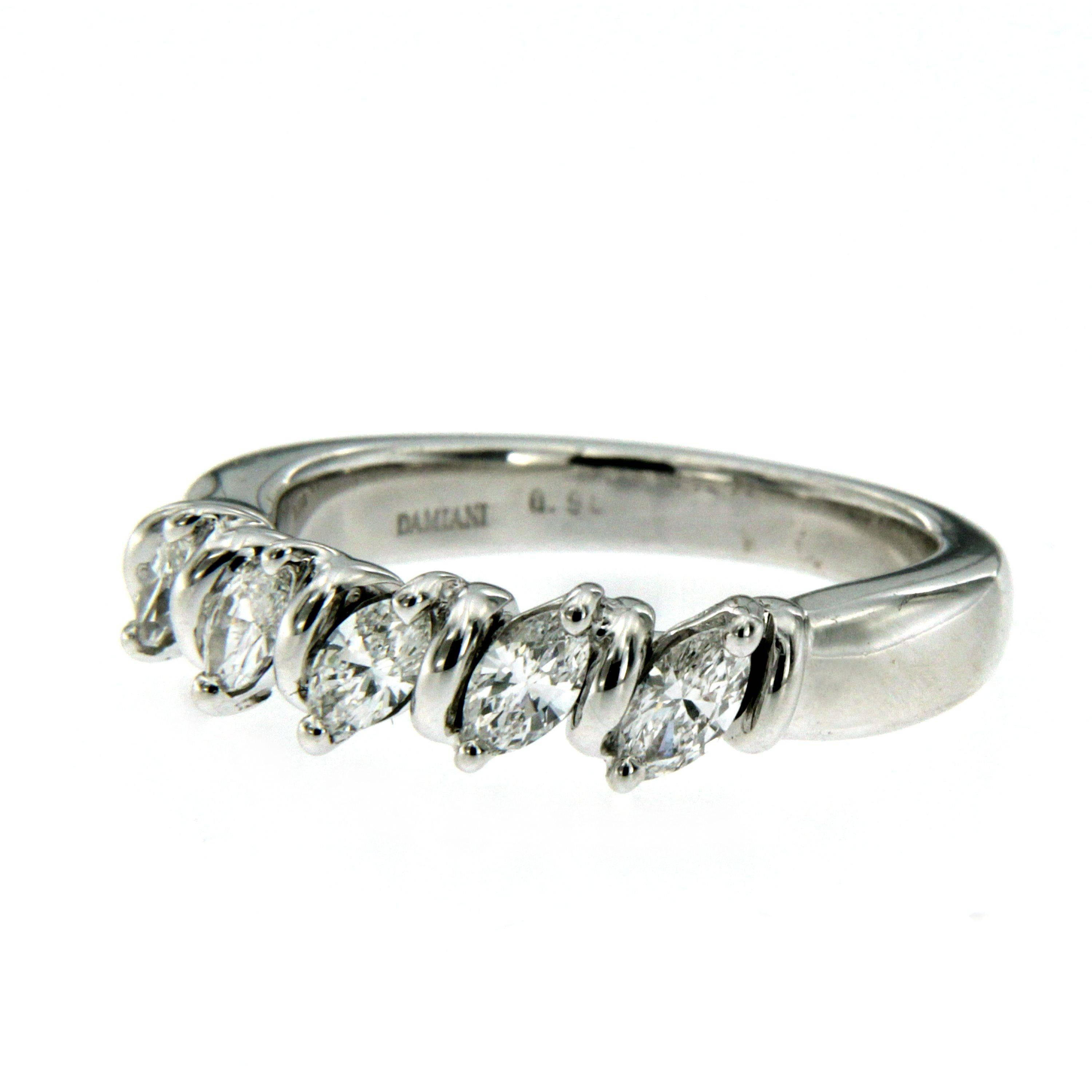 Contemporary Damiani Diamond Five Stone Gold Ring