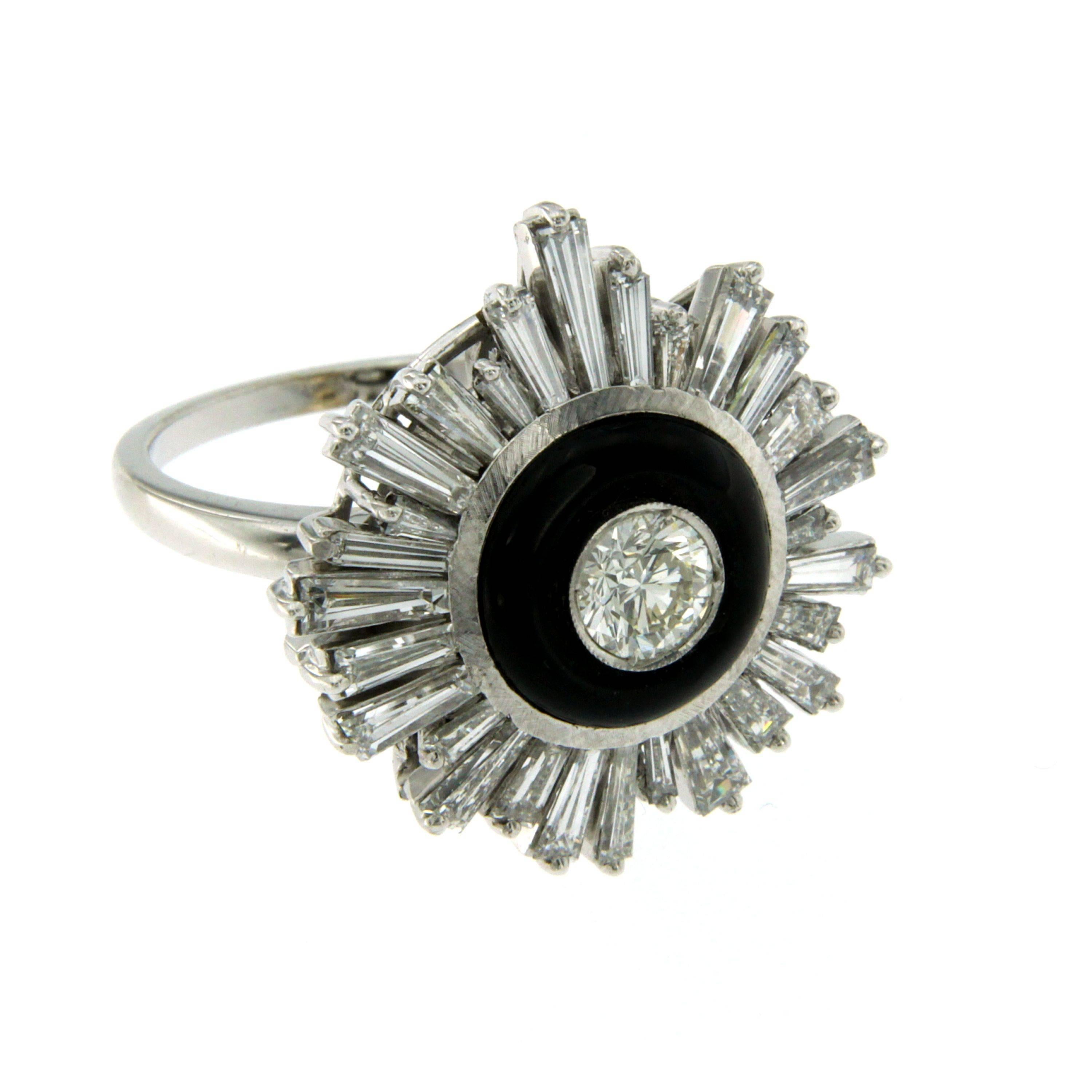 Women's Art Deco Atyle Onyx Diamond Gold ring