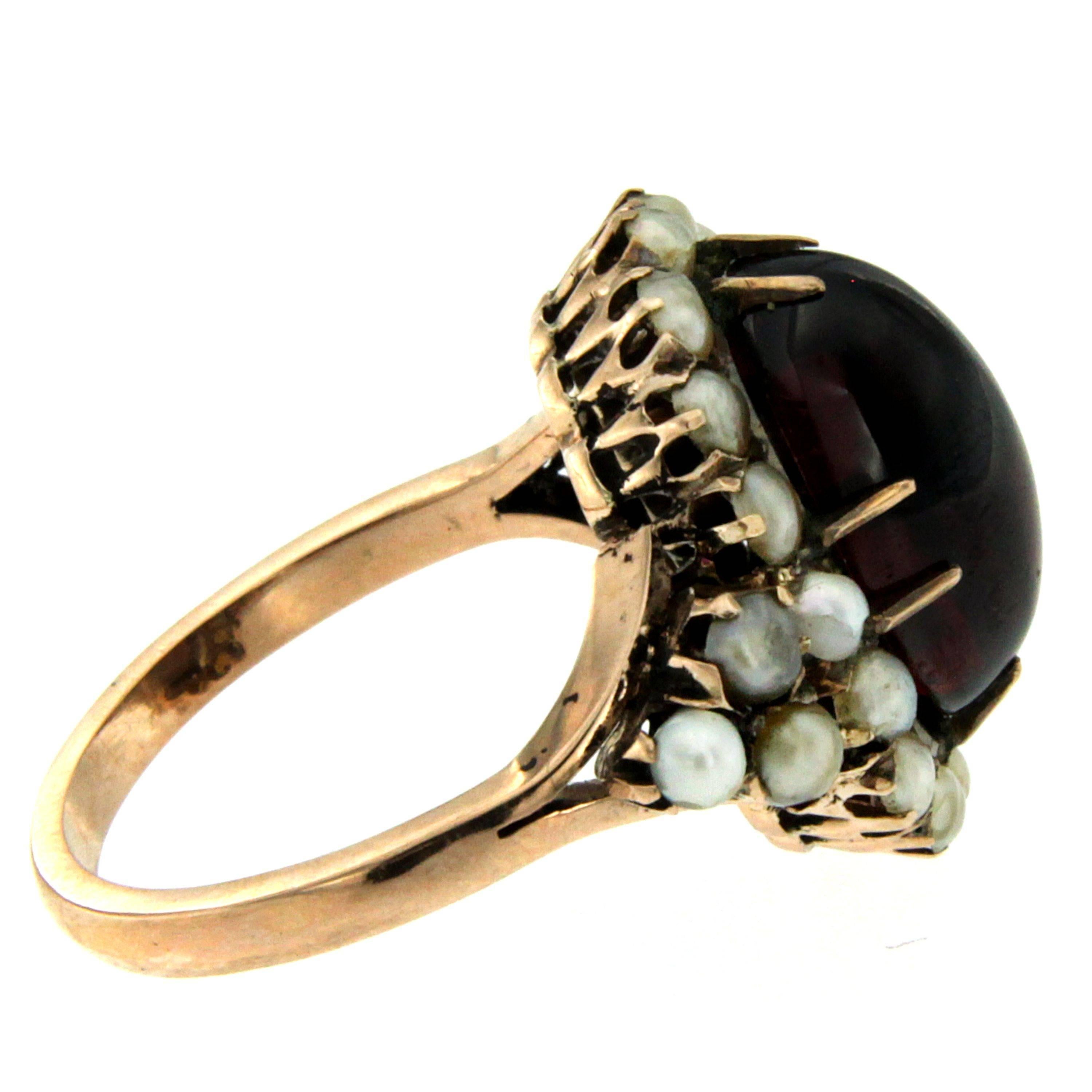 Victorian Garnet Bashra Pearl Gold Ring In Excellent Condition In Napoli, Italy