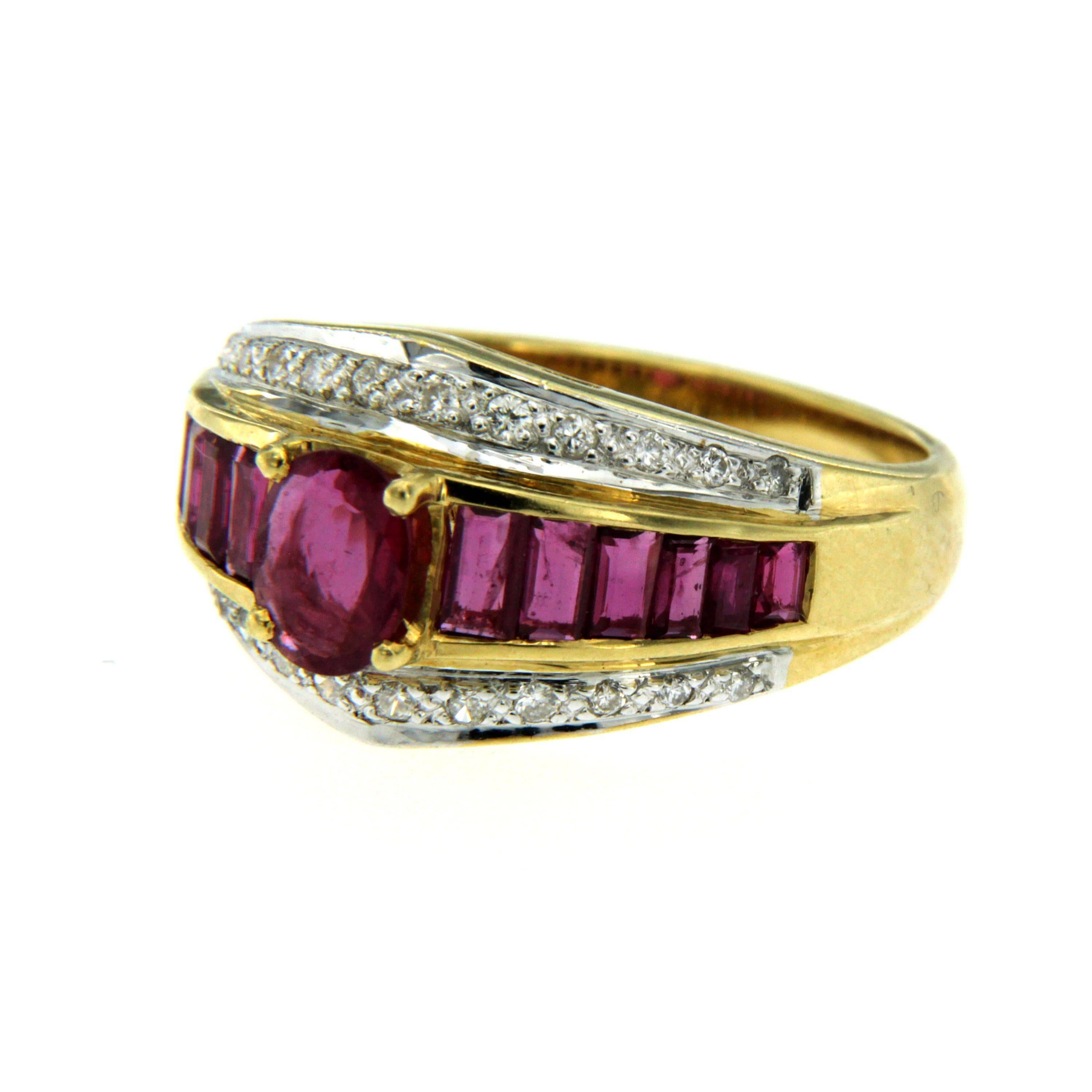 Retro Ruby Diamond Gold Ring In Excellent Condition In Napoli, Italy