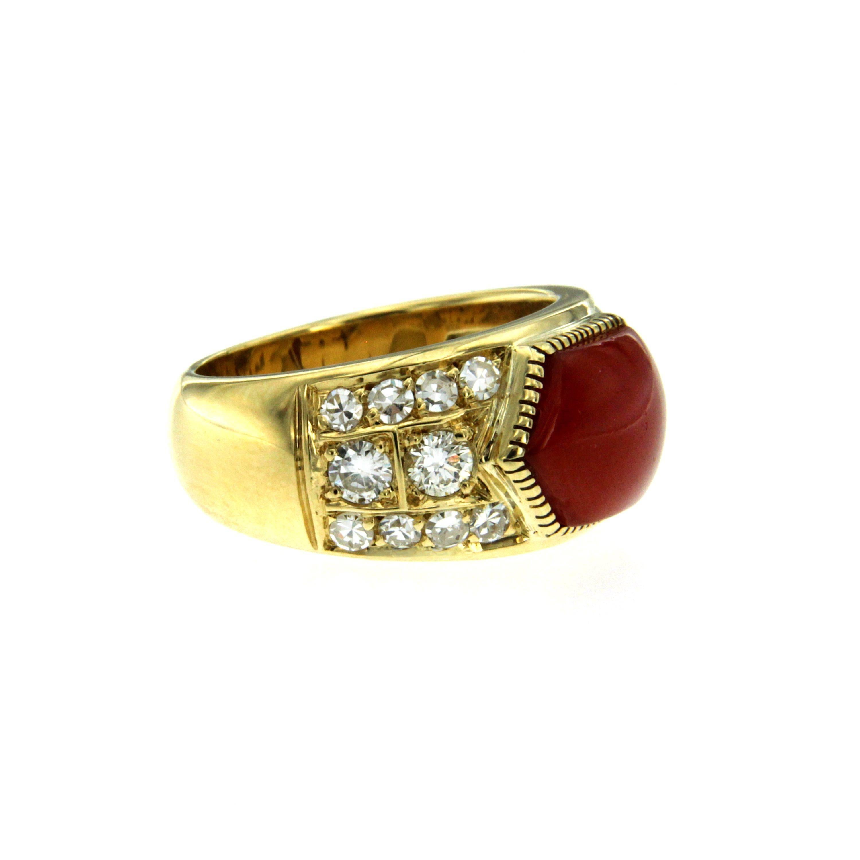 Aka Coral Diamond Gold Ring In Excellent Condition In Napoli, Italy