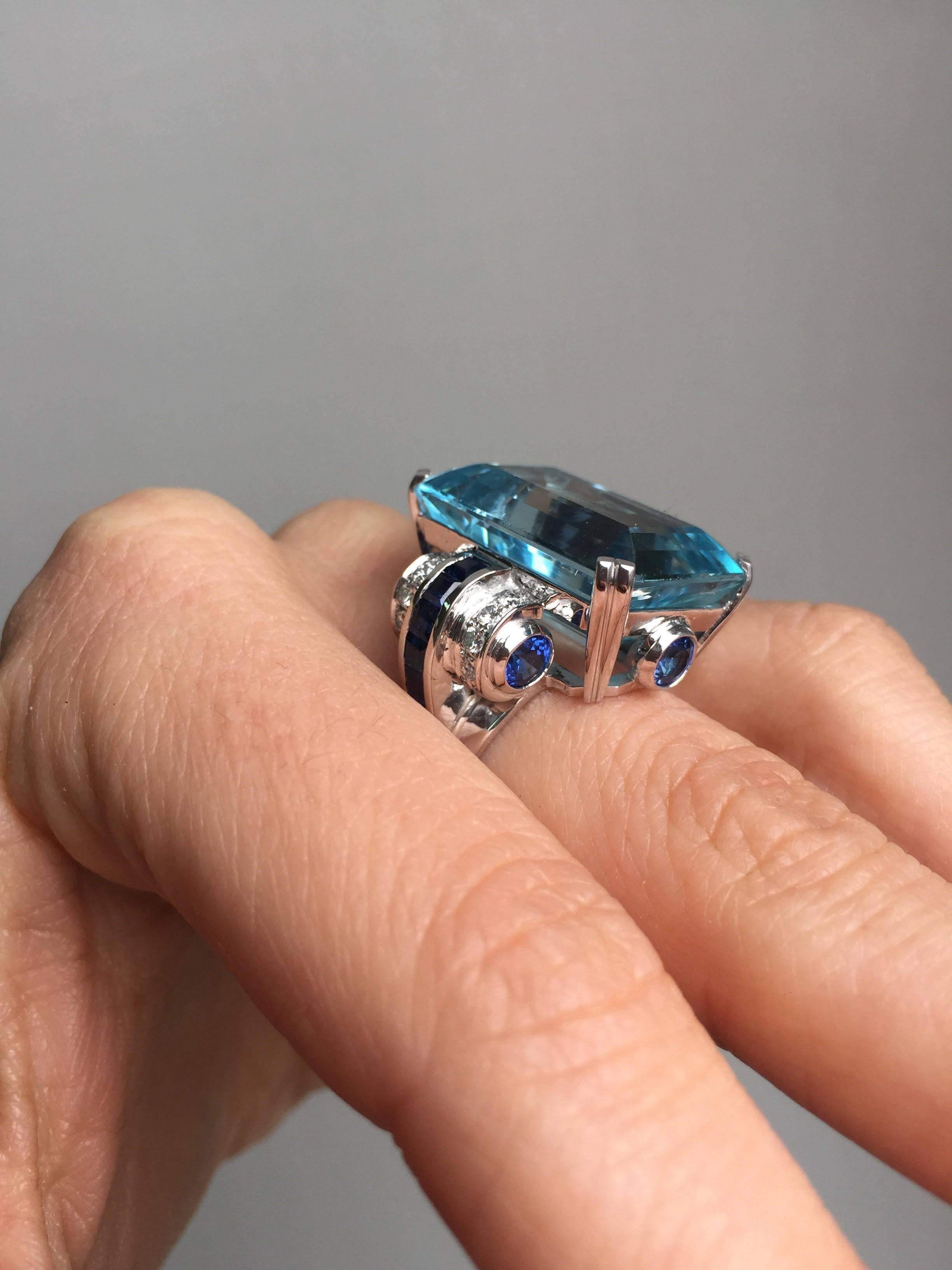 26.45 Carat Aquamarine Sapphire Diamond Gold Ring 4