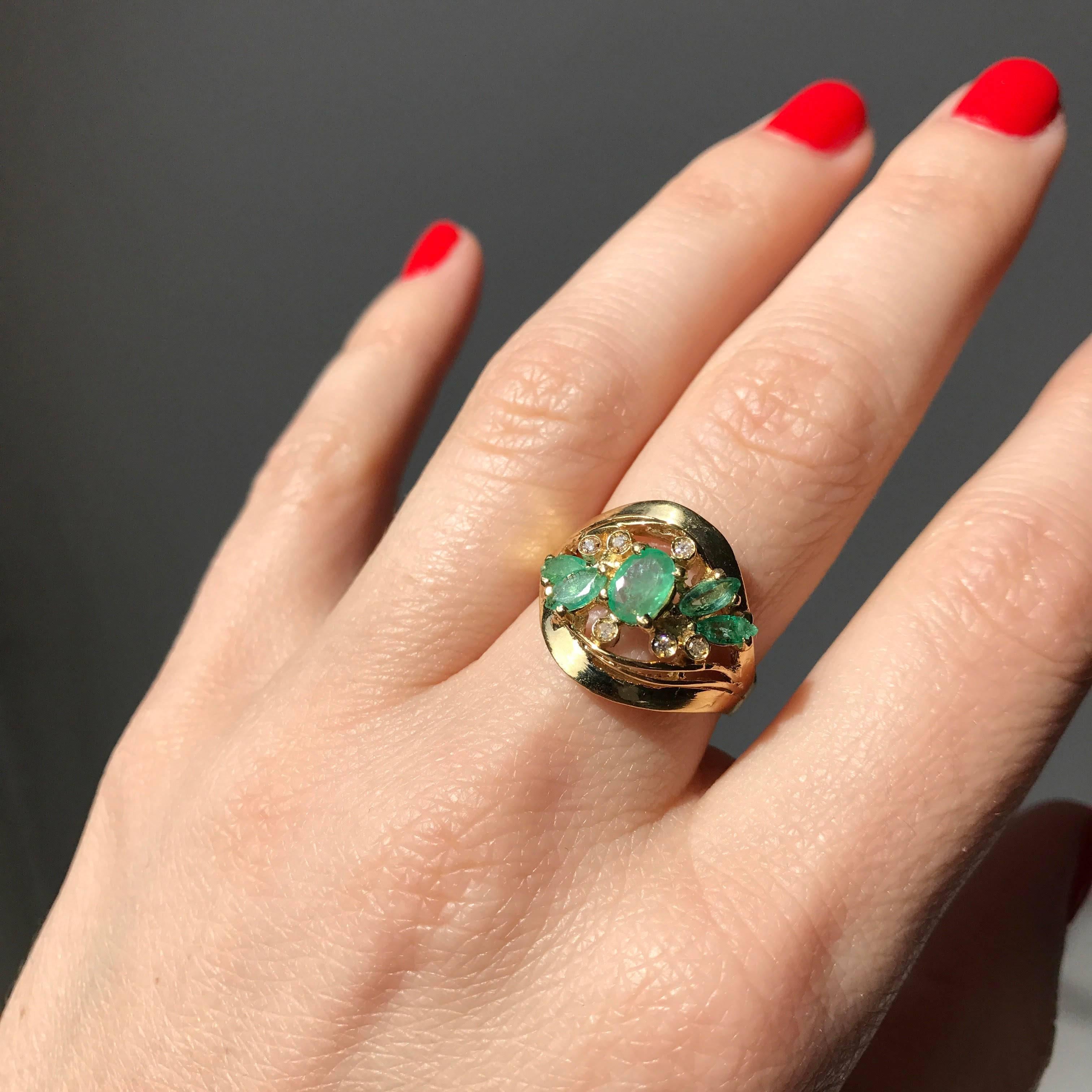 Retro Emerald Diamond Gold Ring 1