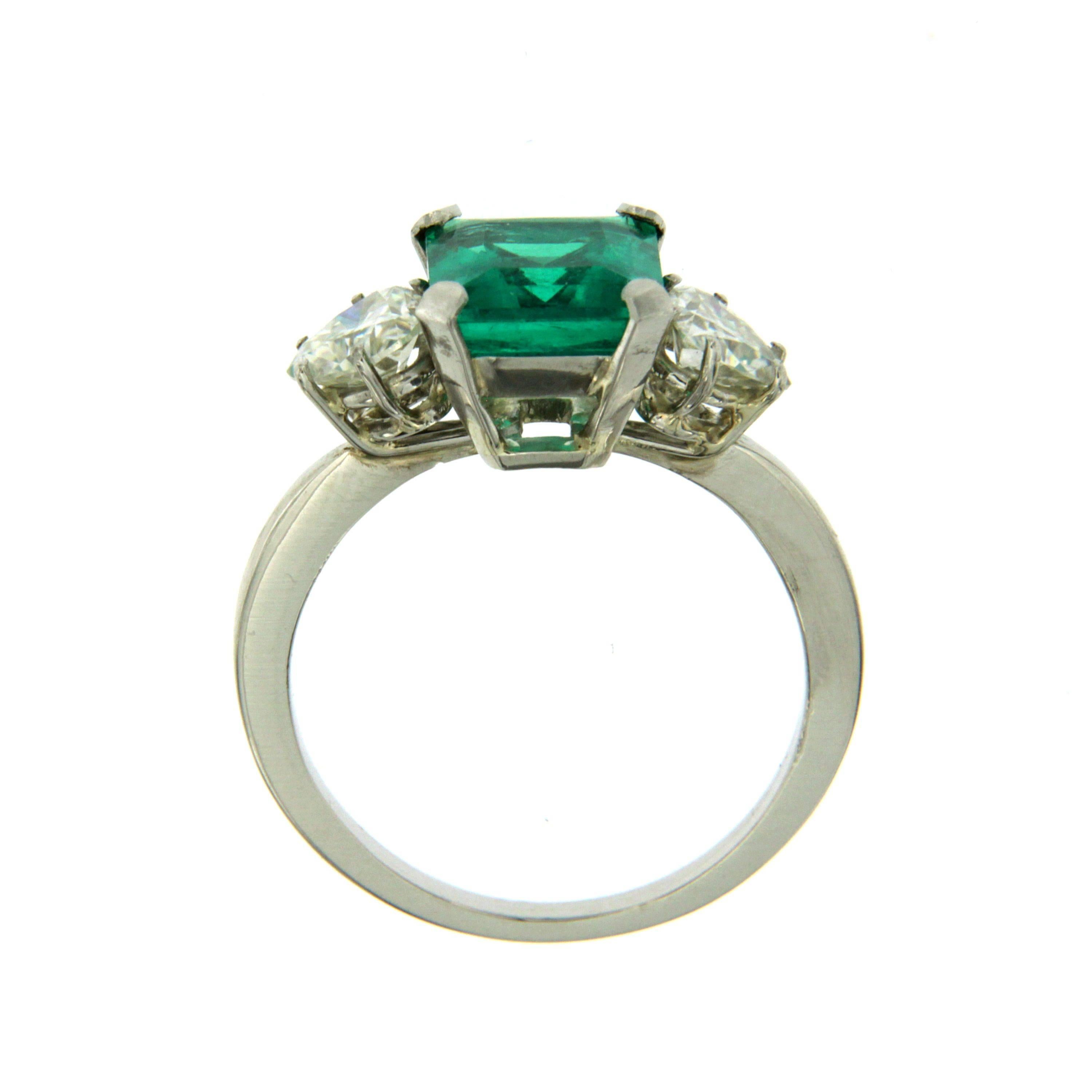 Natural 2.75 Carat Colombian Emerald Diamond Platinum Ring 2