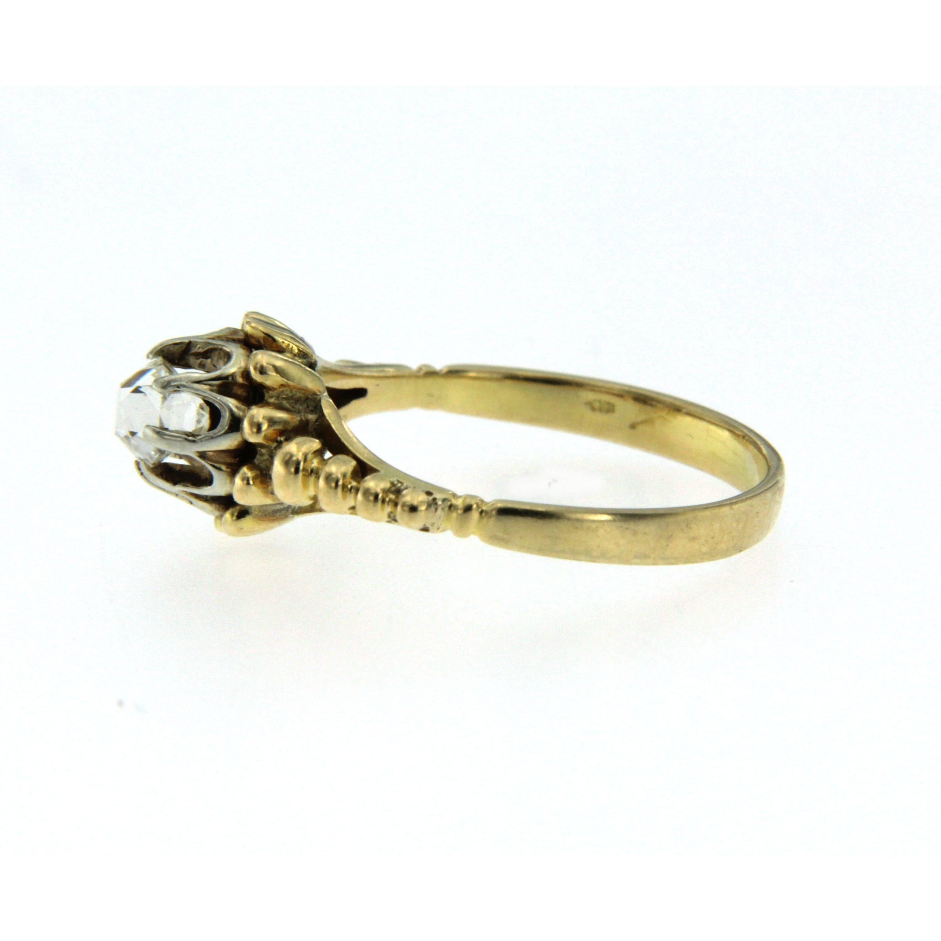 Diamond Solitaire Gold Ring In Excellent Condition In Napoli, Italy