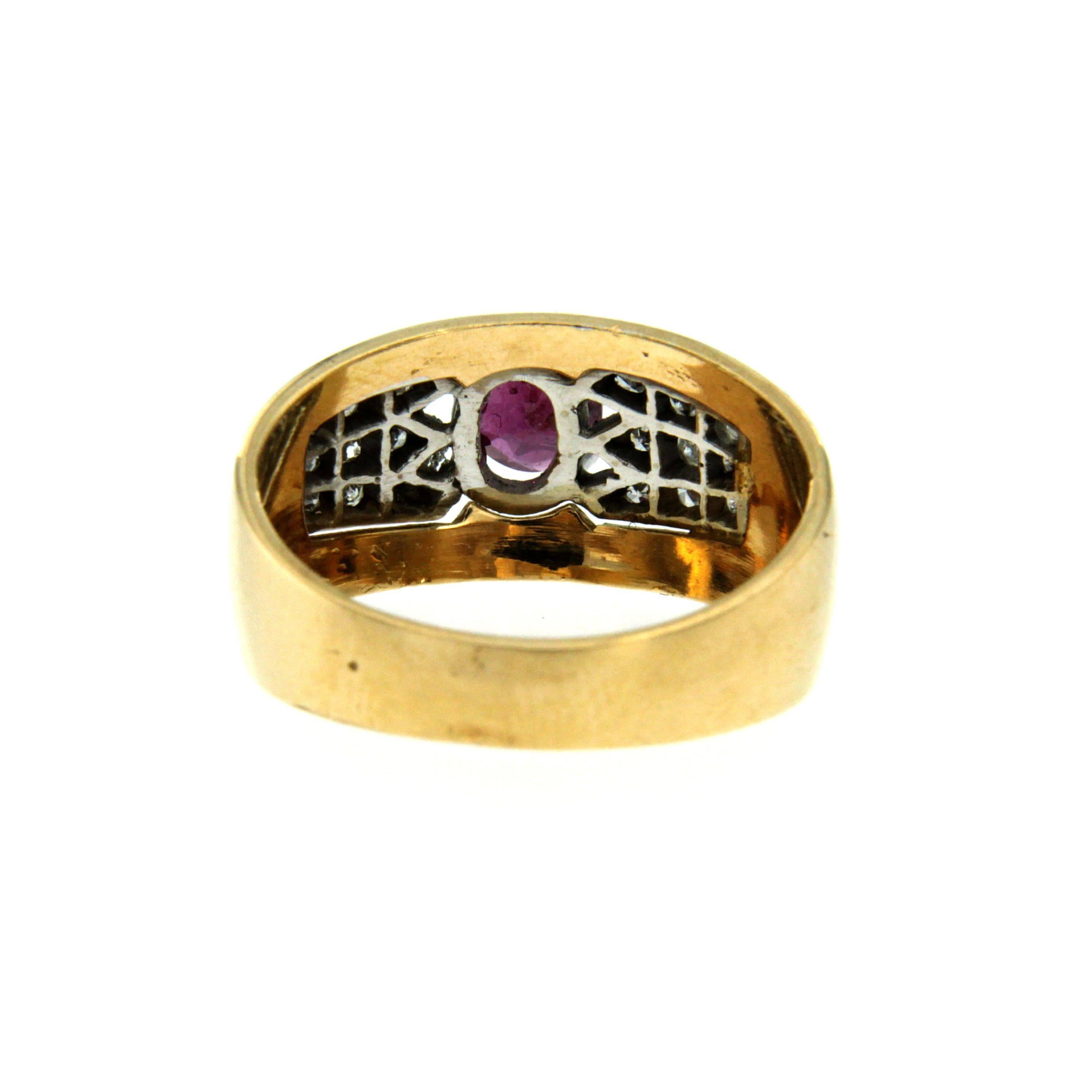 Retro Ruby Diamond Gold Ring In Excellent Condition In Napoli, Italy