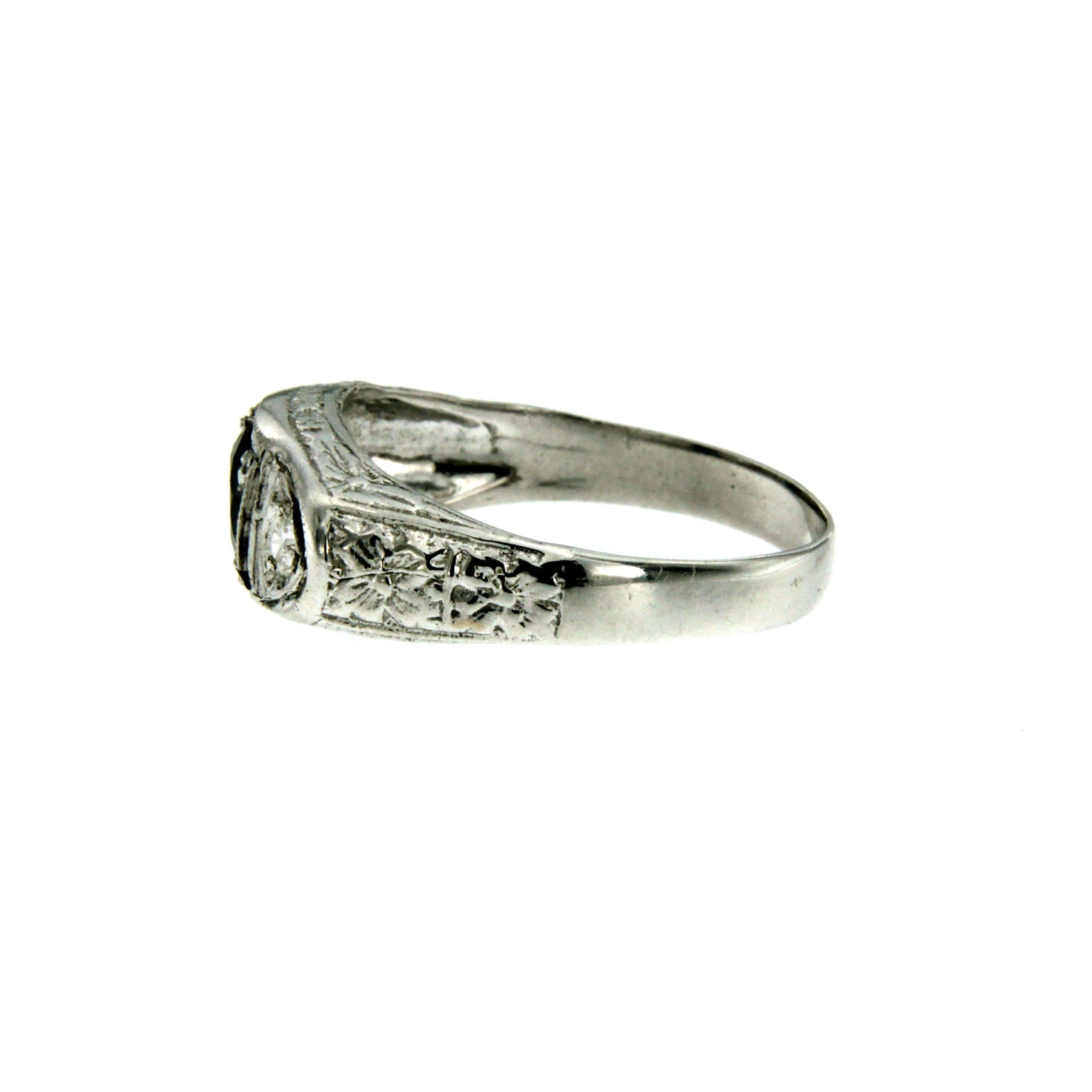 Women's Art Deco Three-Stone Diamond Sapphire Gold Ring