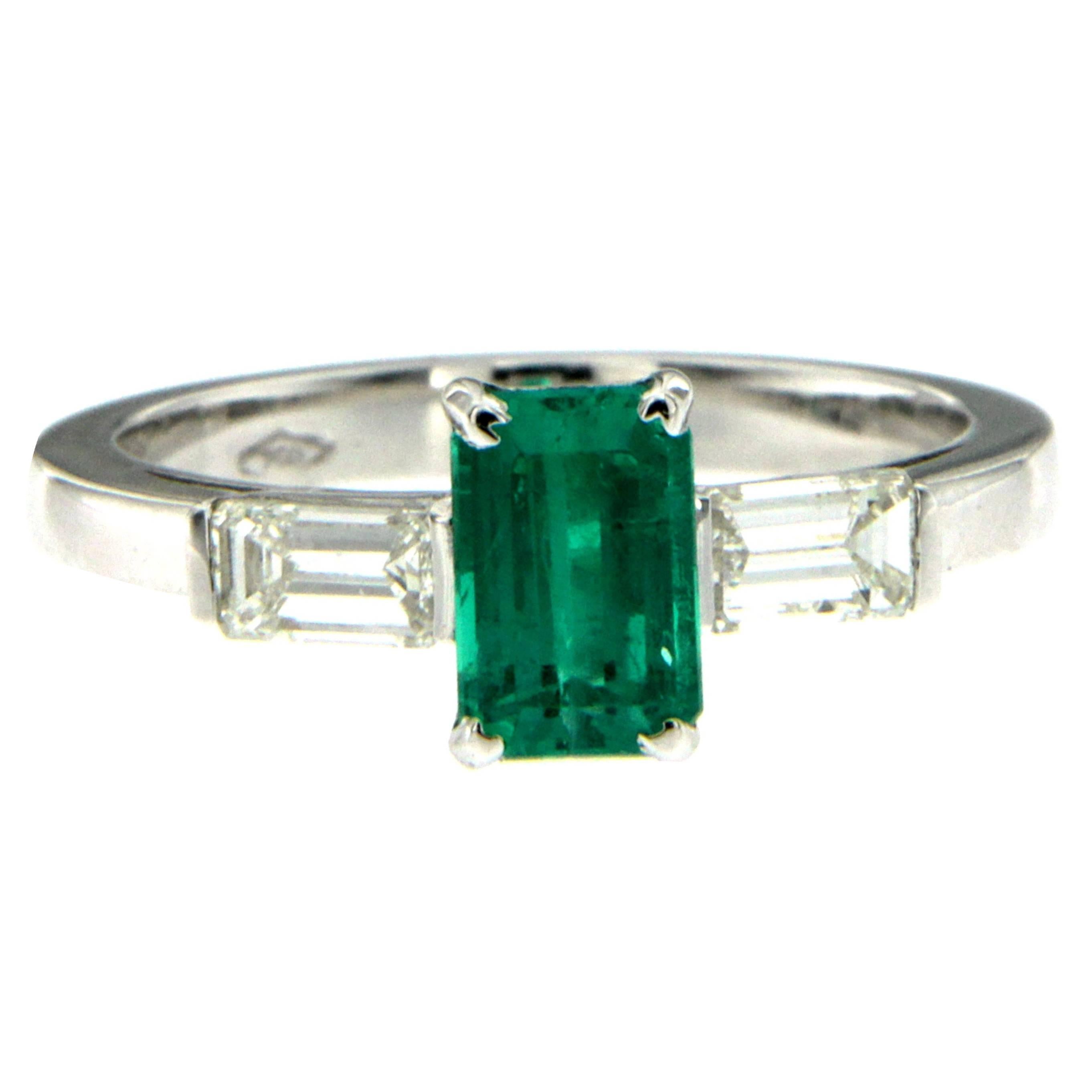 Columbian Emerald Diamond Gold Ring