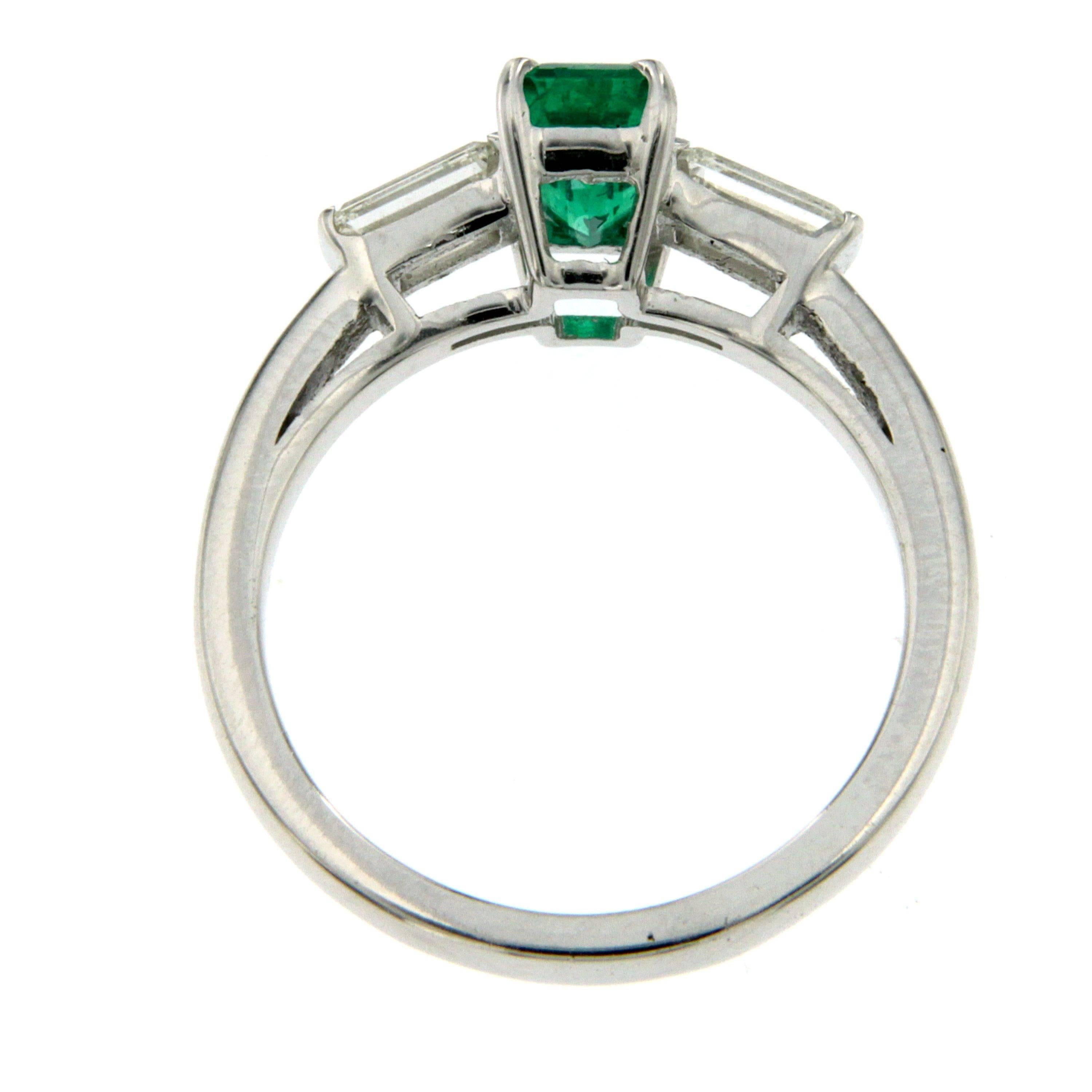 Women's Columbian Emerald Diamond Gold Ring