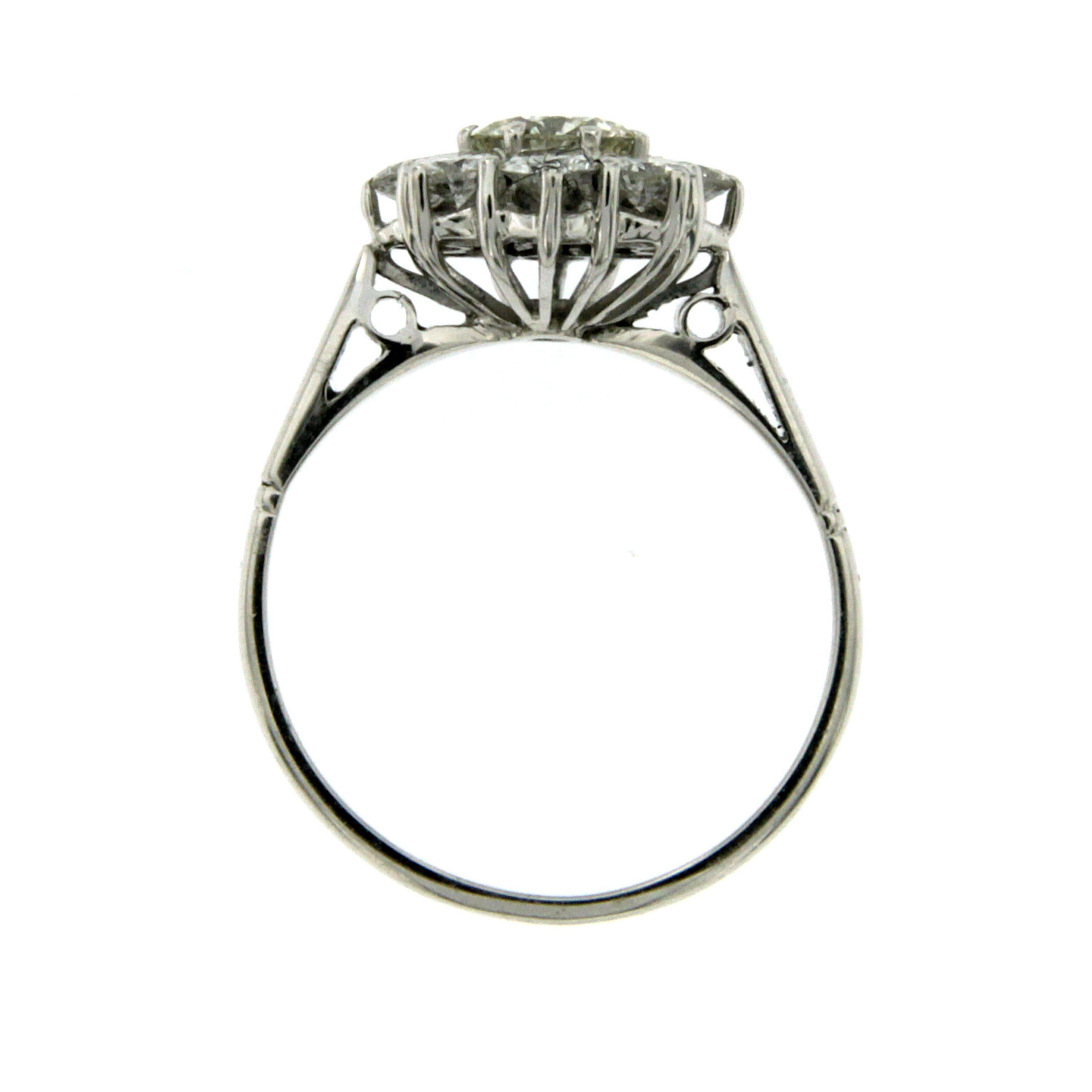 Estate 1.40 Carat Diamond Cluster Gold Ring For Sale at 1stDibs | 3000 ...