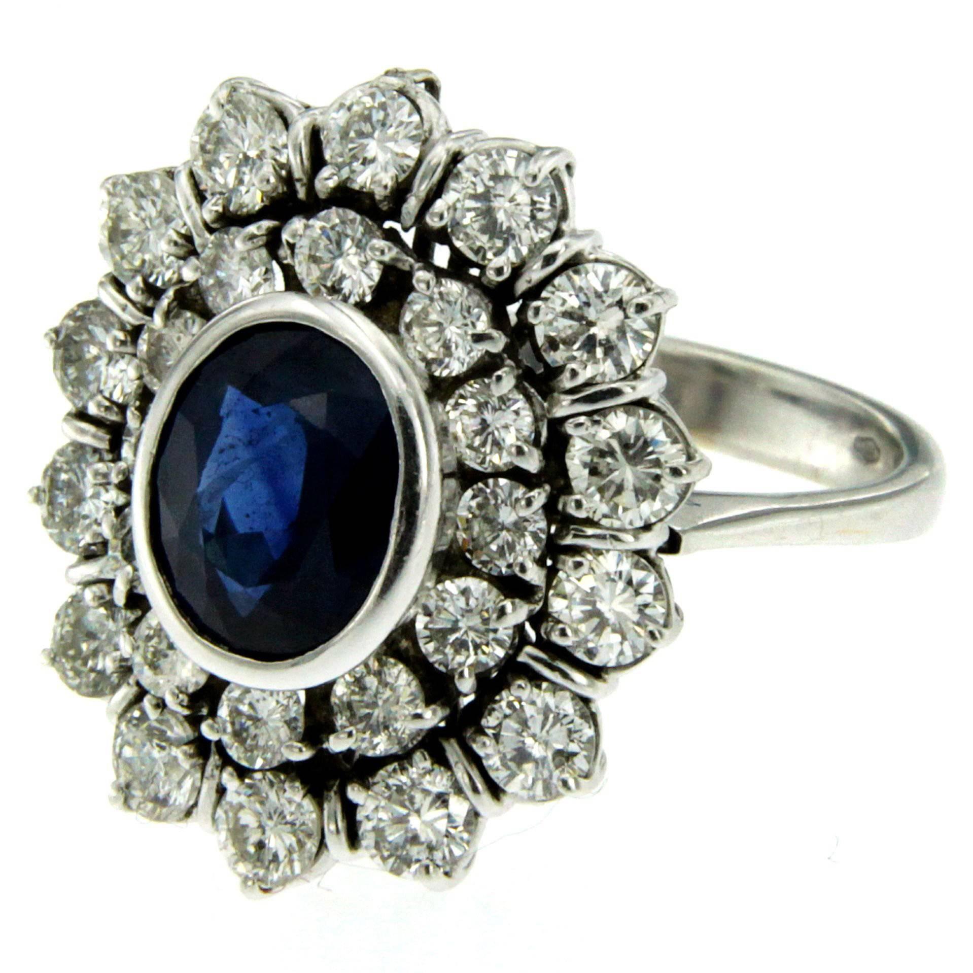 Vintage 3 Carat Sapphire Diamond Gold Ring