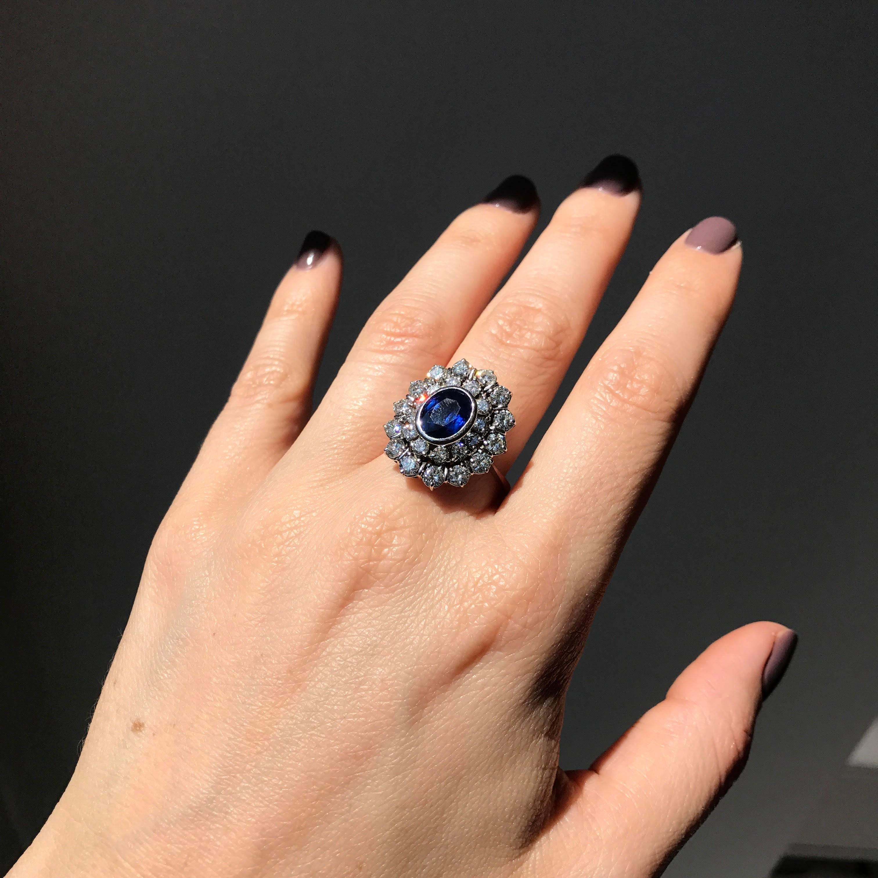 Vintage 3 Carat Sapphire Diamond Gold Ring 3