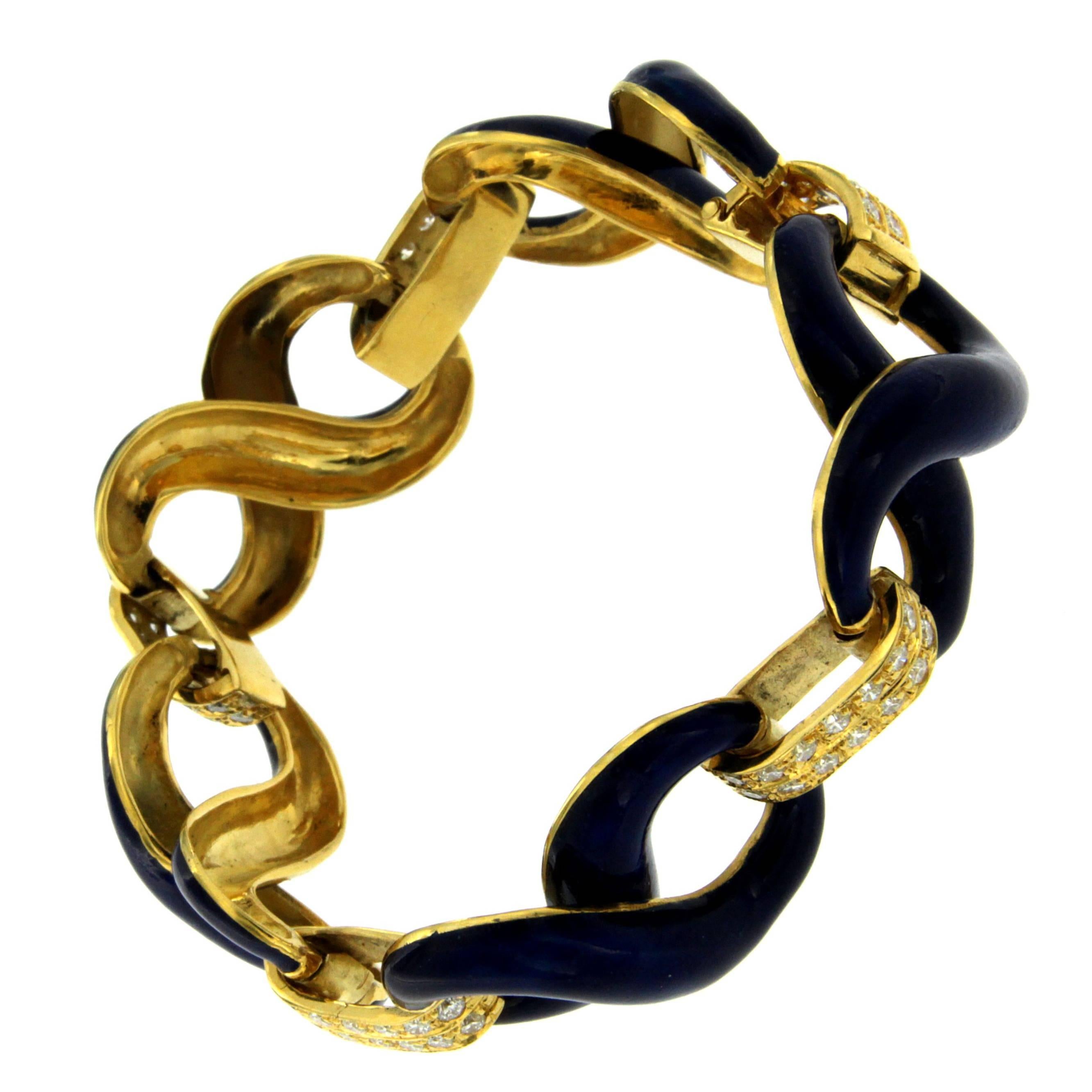 Estate Italian Blue Enamel Diamond Gold Link Bracelet In Excellent Condition In Napoli, Italy