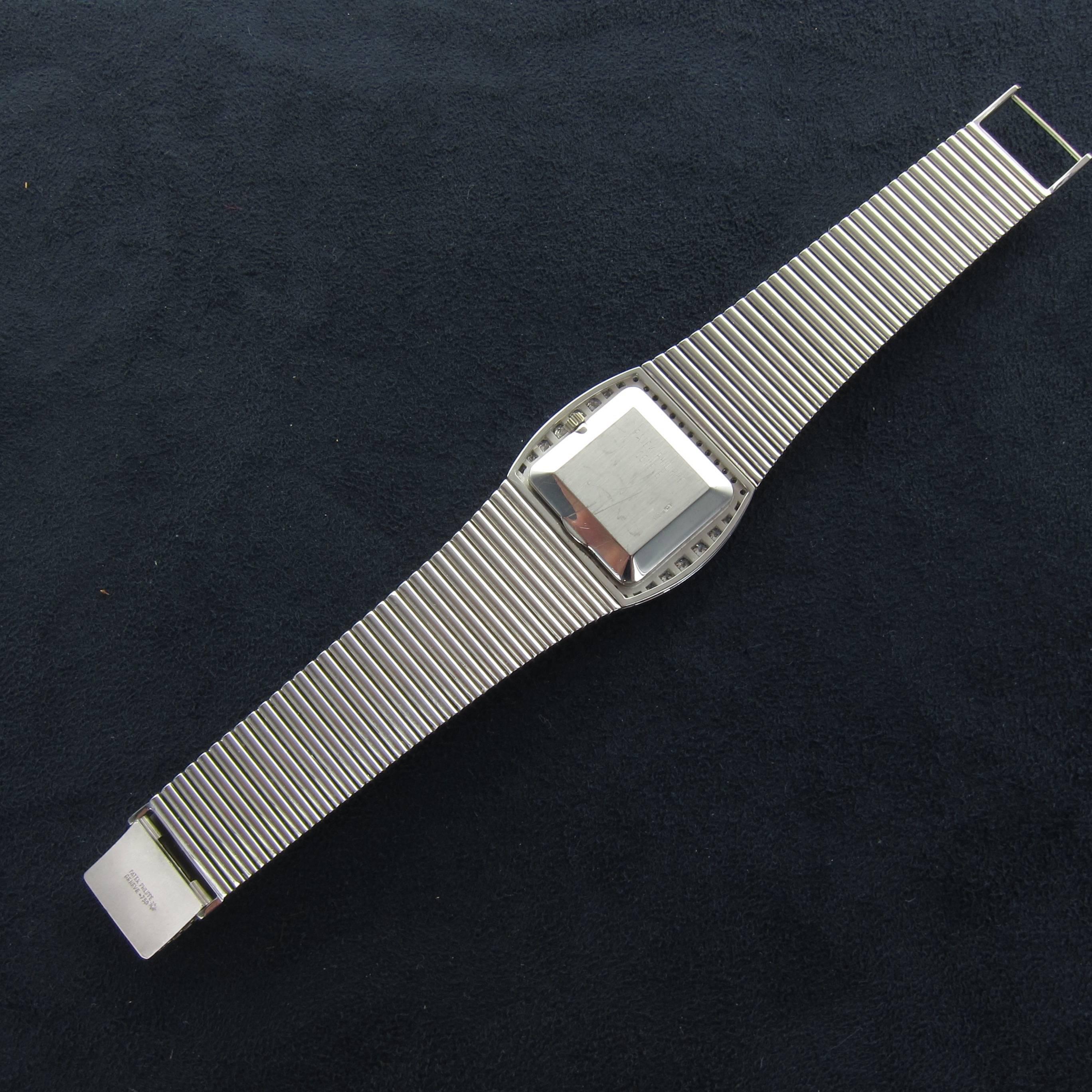 Modern Patek Philippe Ladies White Gold Diamond Cushion-Shaped Bracelet Wristwatch 