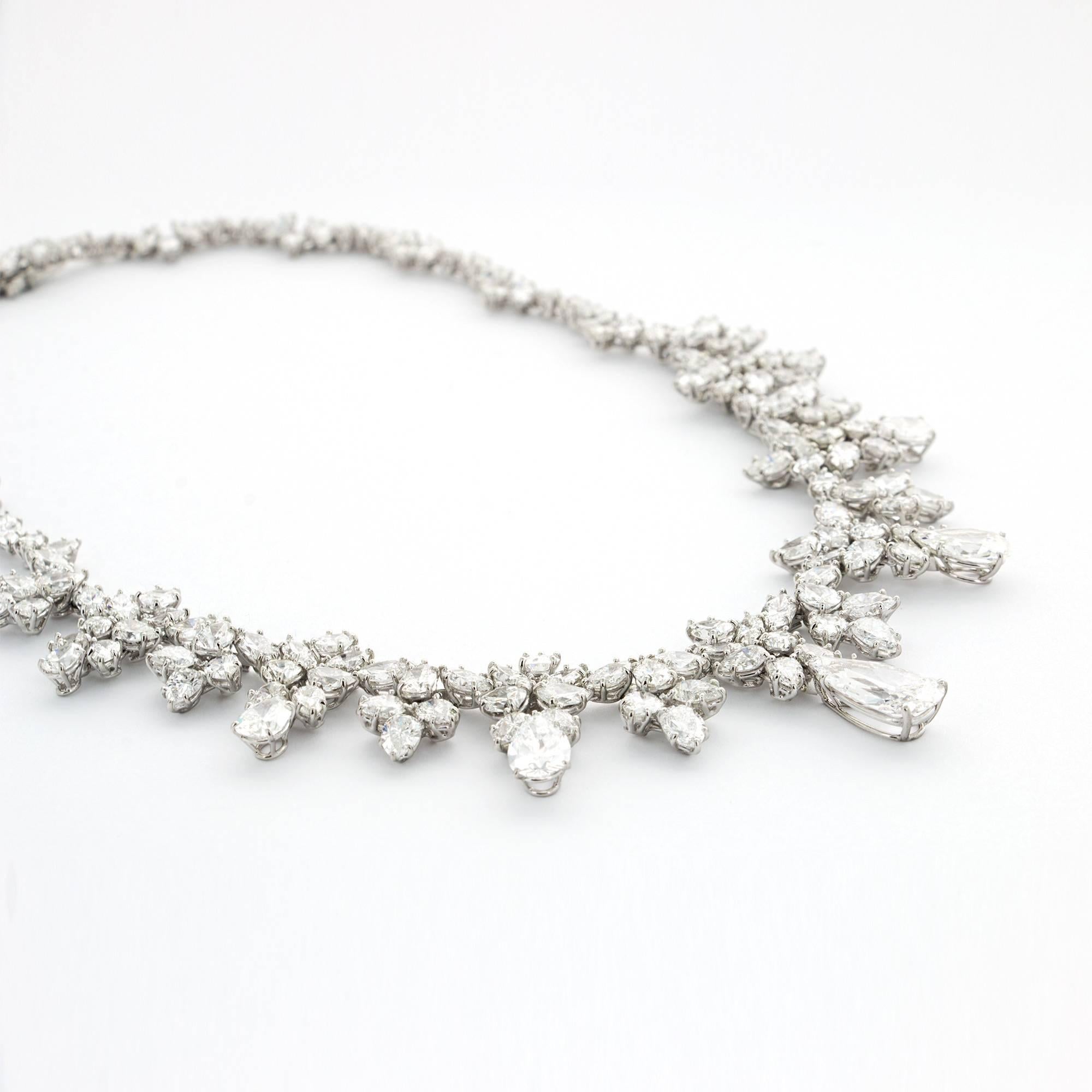 Women's Harry Winston Diamond Platinum Pear-Shape Drop Necklace 