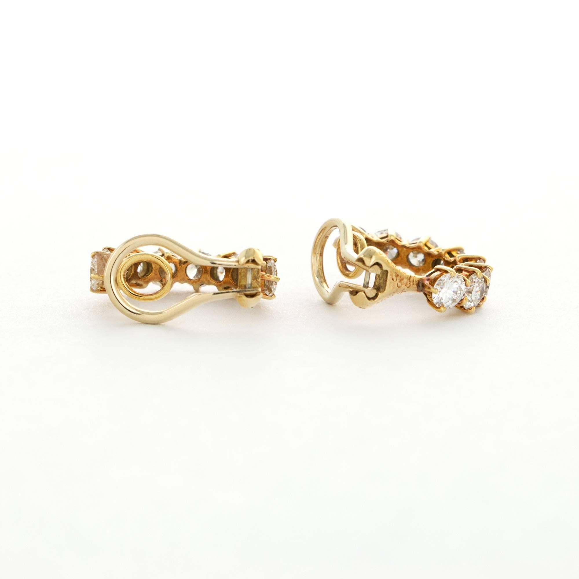 Van Cleef & Arpels  Diamond Hoop Earrings  In Excellent Condition For Sale In Beverly Hills, CA