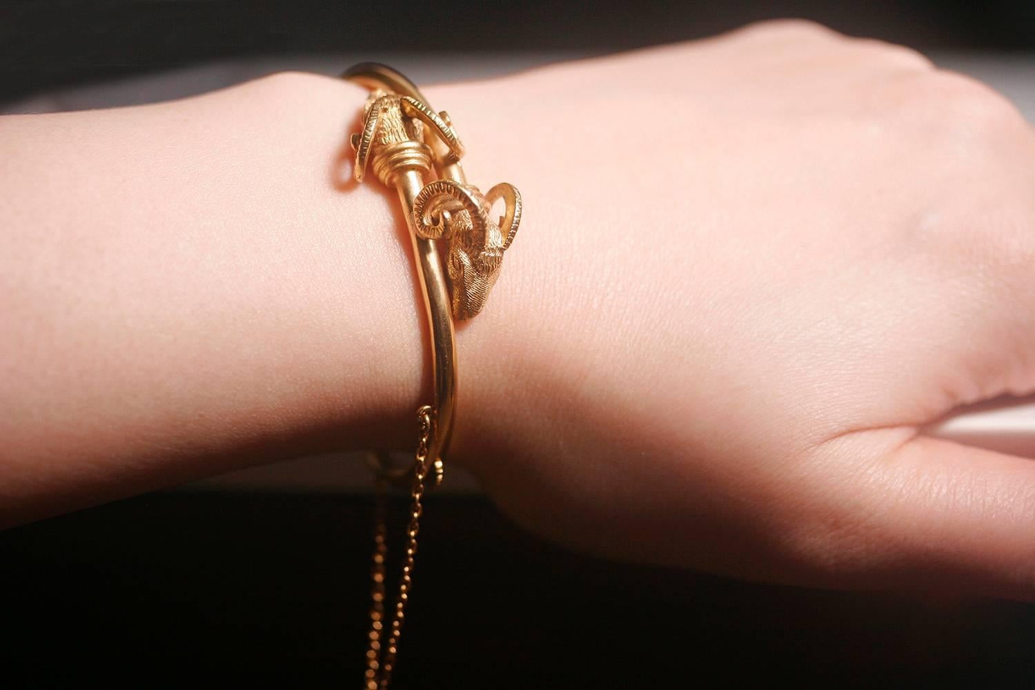 Victorian Aries Gold Bangle Bracelet In Excellent Condition For Sale In New York, NY