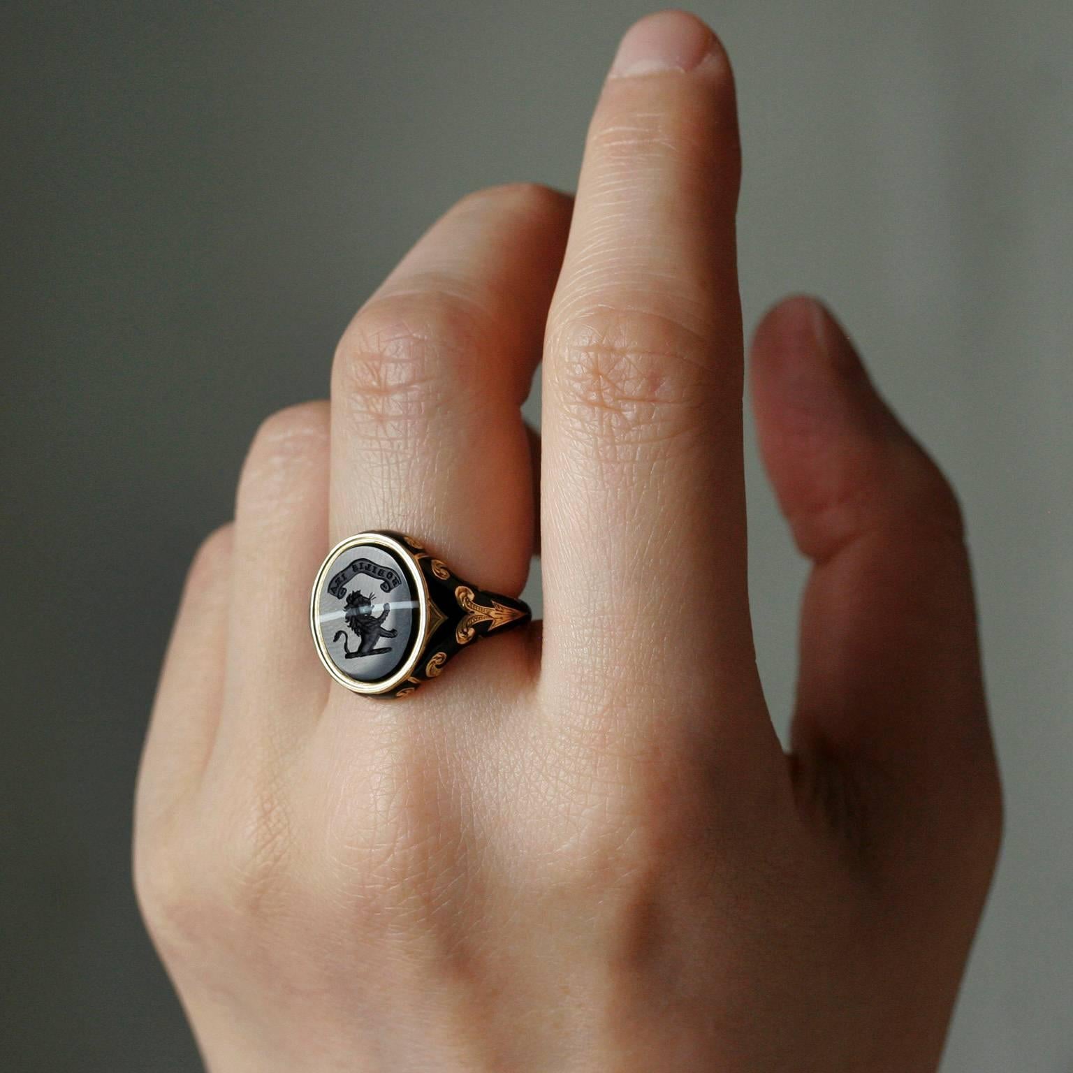 1850s Enamel Banded Agate Gold Bishop of Lincoln Ring In Excellent Condition In New York, NY